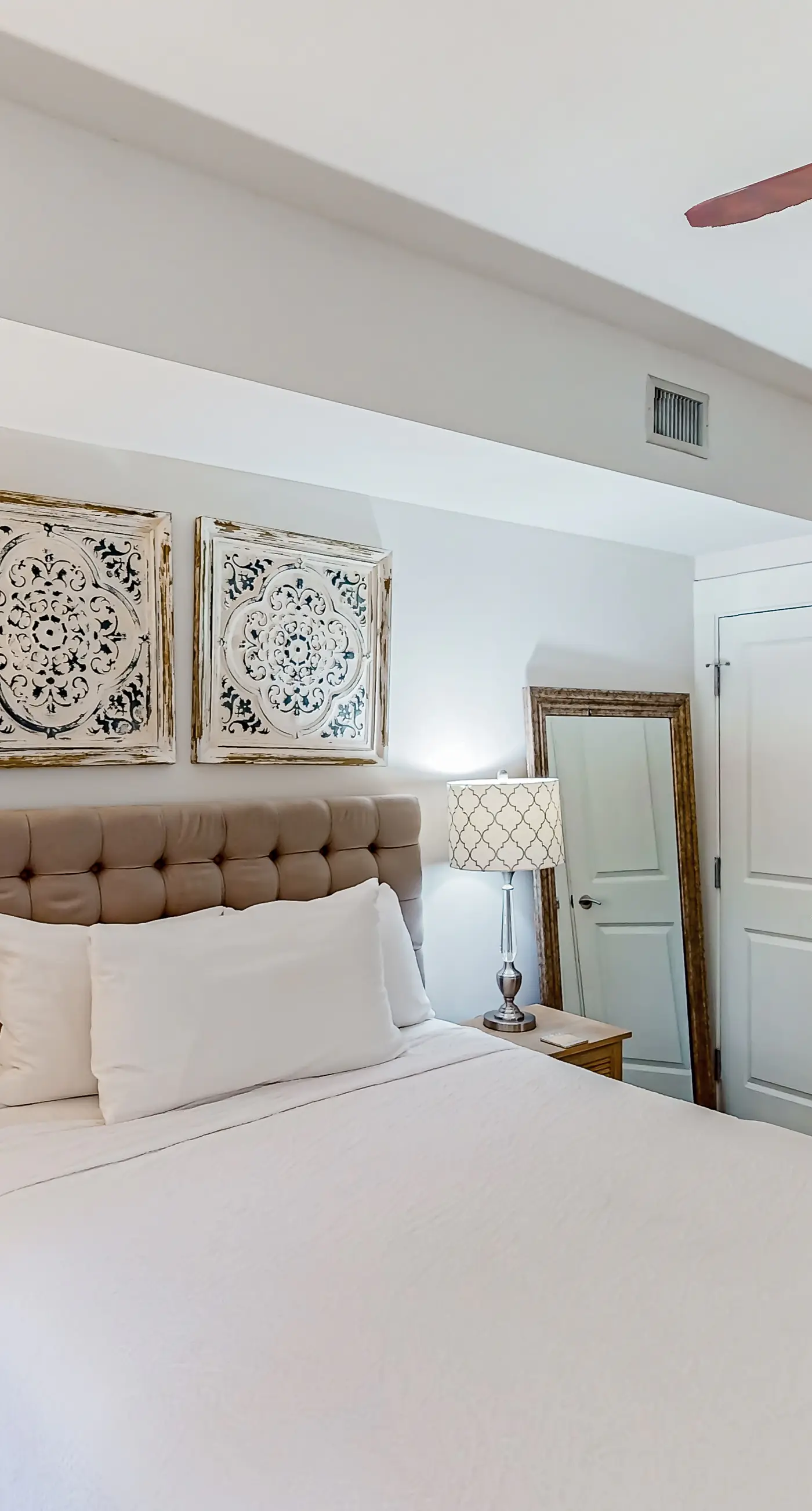 Elegant condo at the Village of Baytowne Wharf with pool, hot tub, & tennis