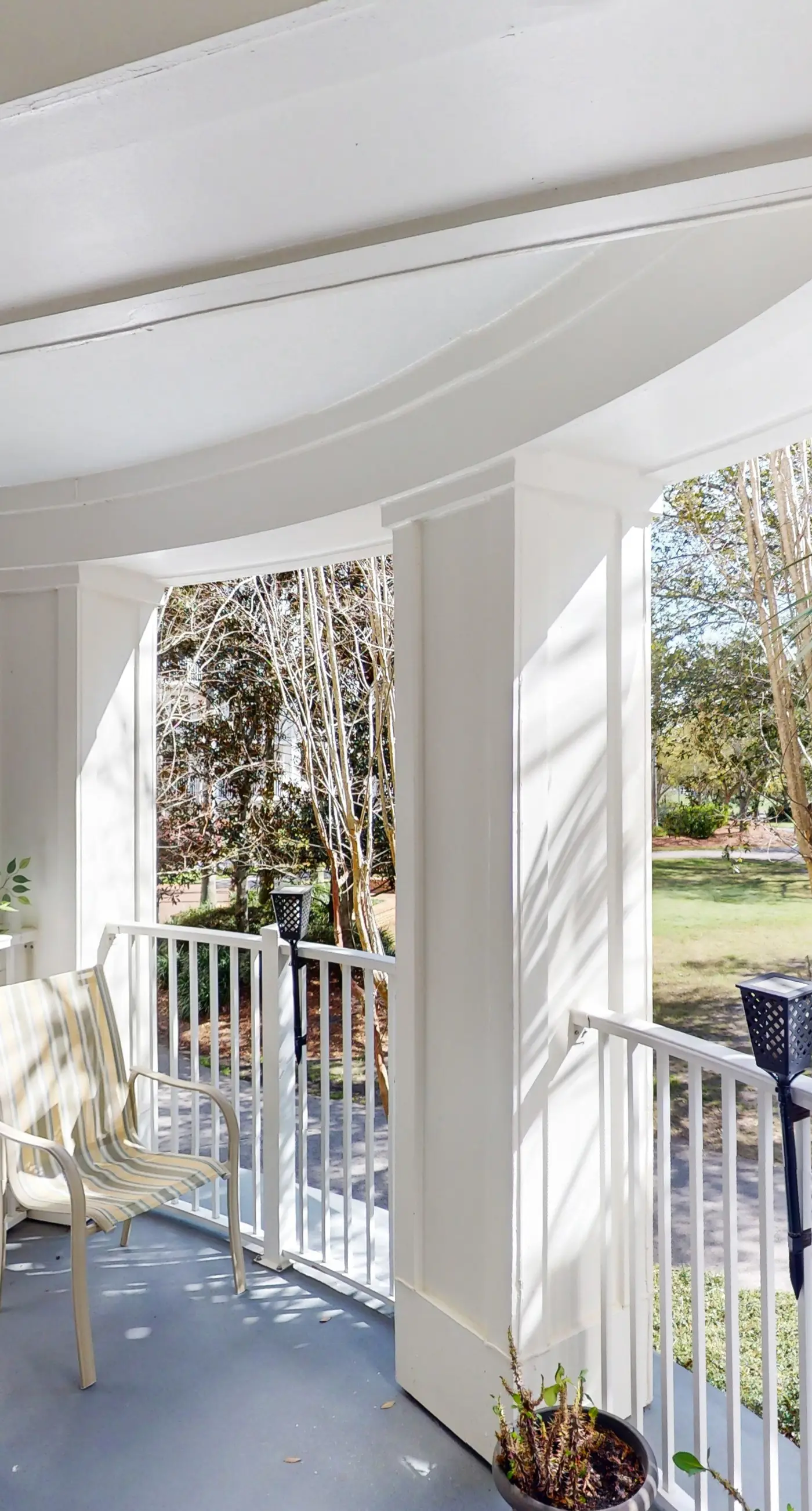 2nd-floor resort condo with balcony, on-site pool, golf, tennis & beach access