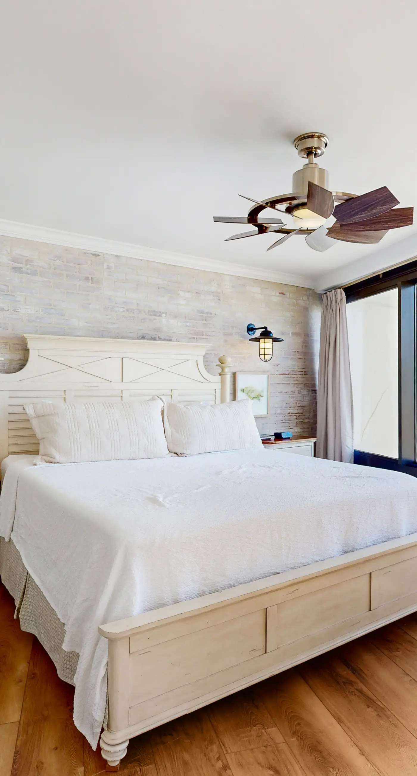 Beachside One 4134