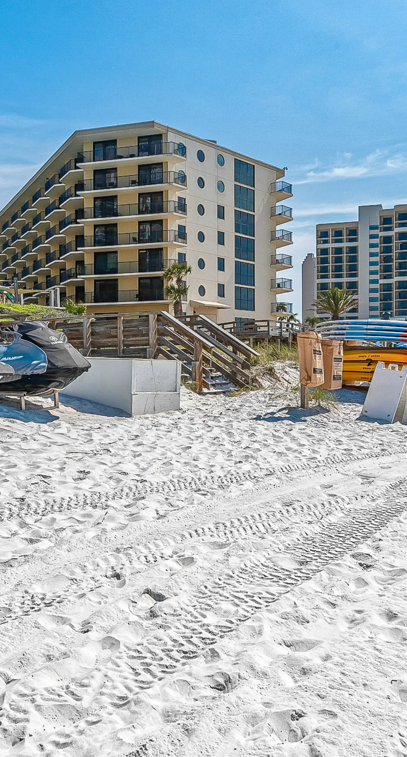 Beautiful beachfront condo with pool, beach tram, tennis, golf, & on-site dining