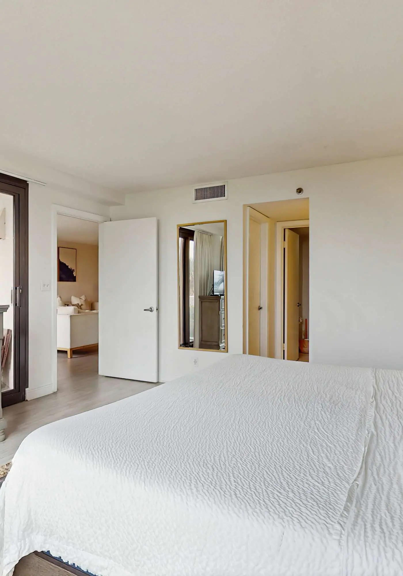 Beautiful beachfront condo with pool, beach tram, tennis, golf, & on-site dining