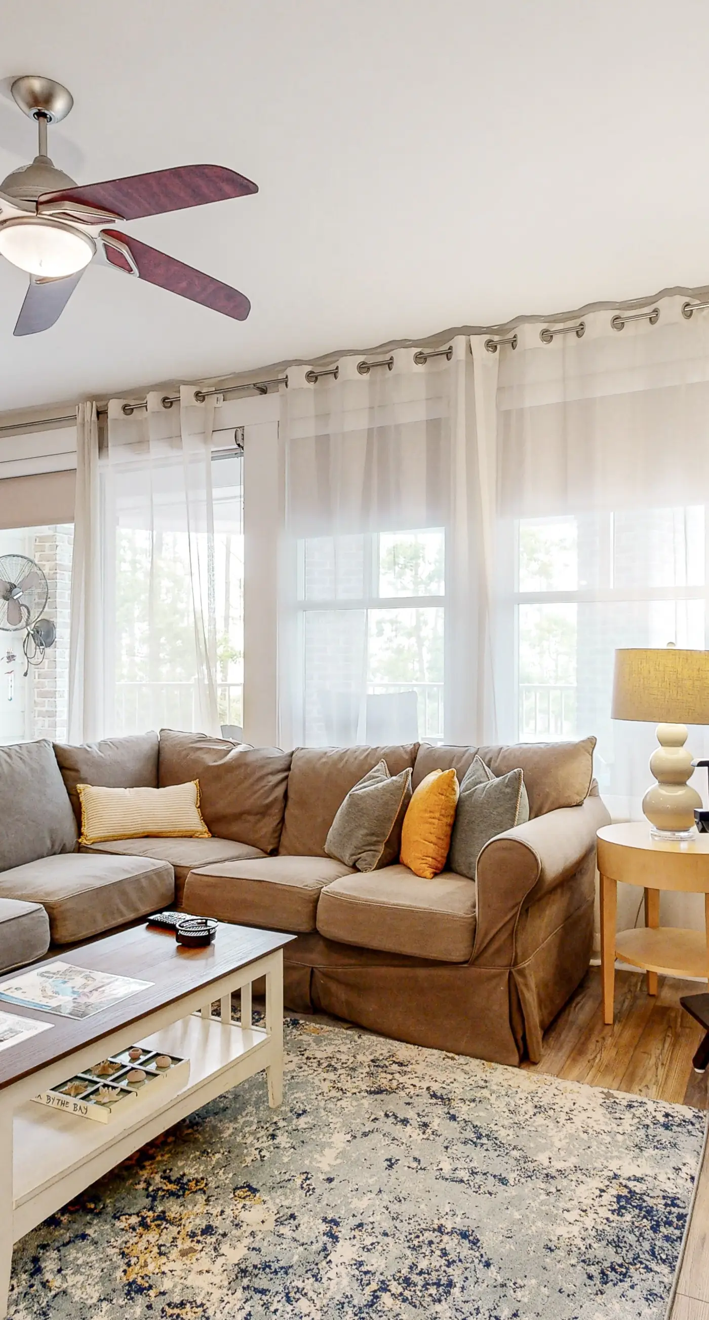 Spacious condo with bay views, renovated pool, hot tub, & beach access!