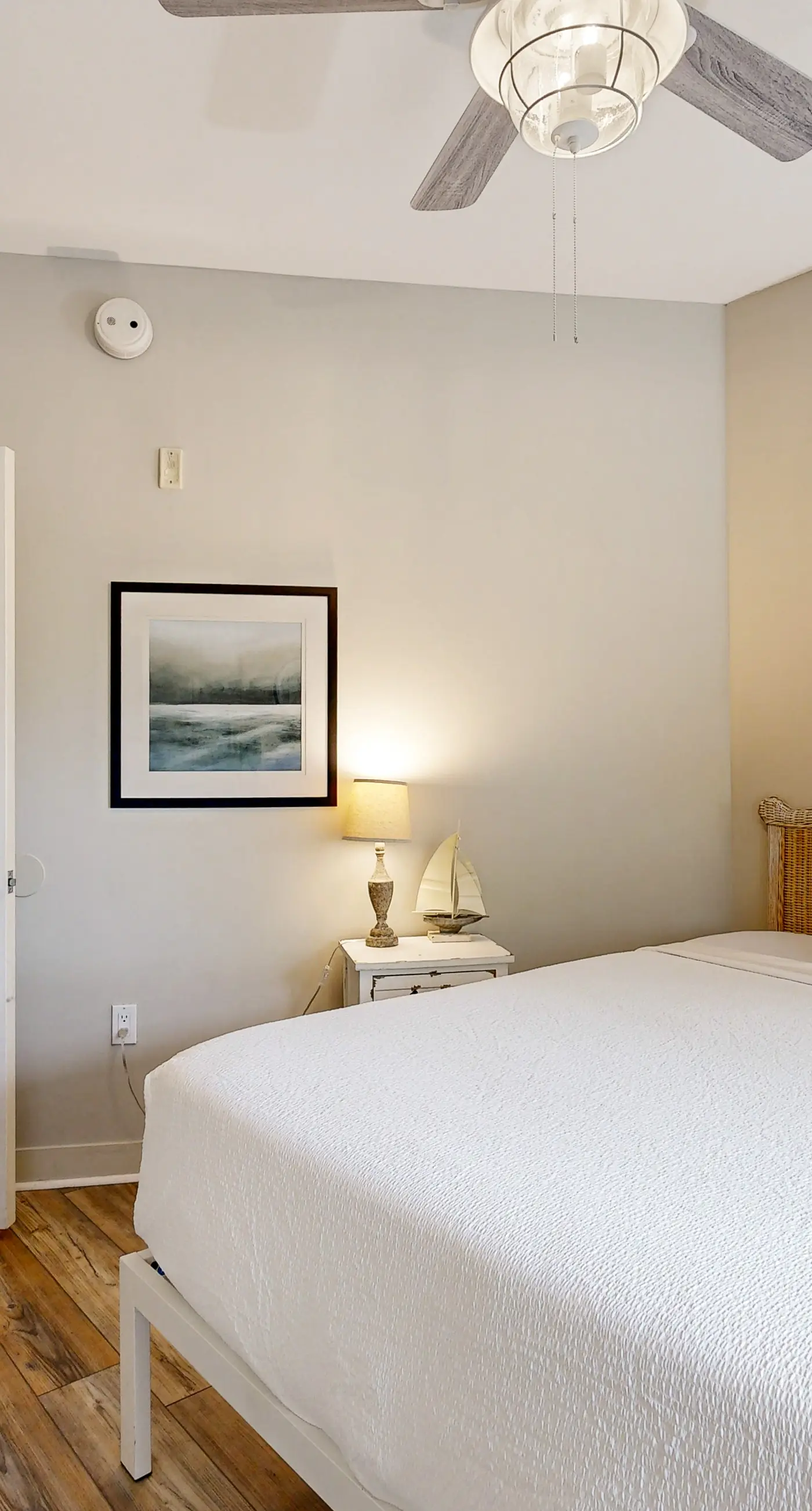 Spacious condo with bay views, renovated pool, hot tub, & beach access!