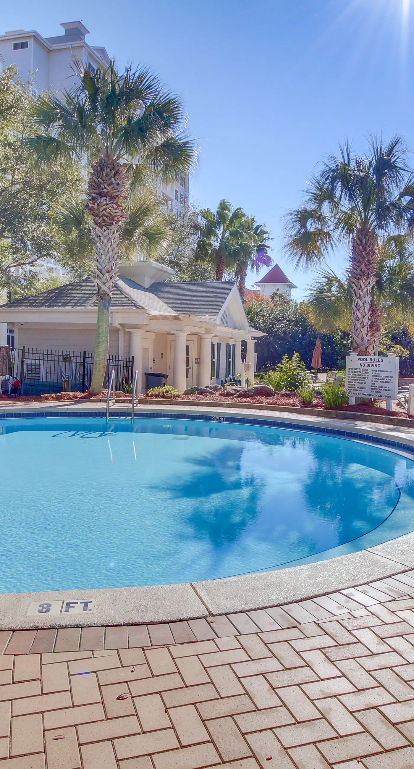 Spacious condo with bay views, renovated pool, hot tub, & beach access!