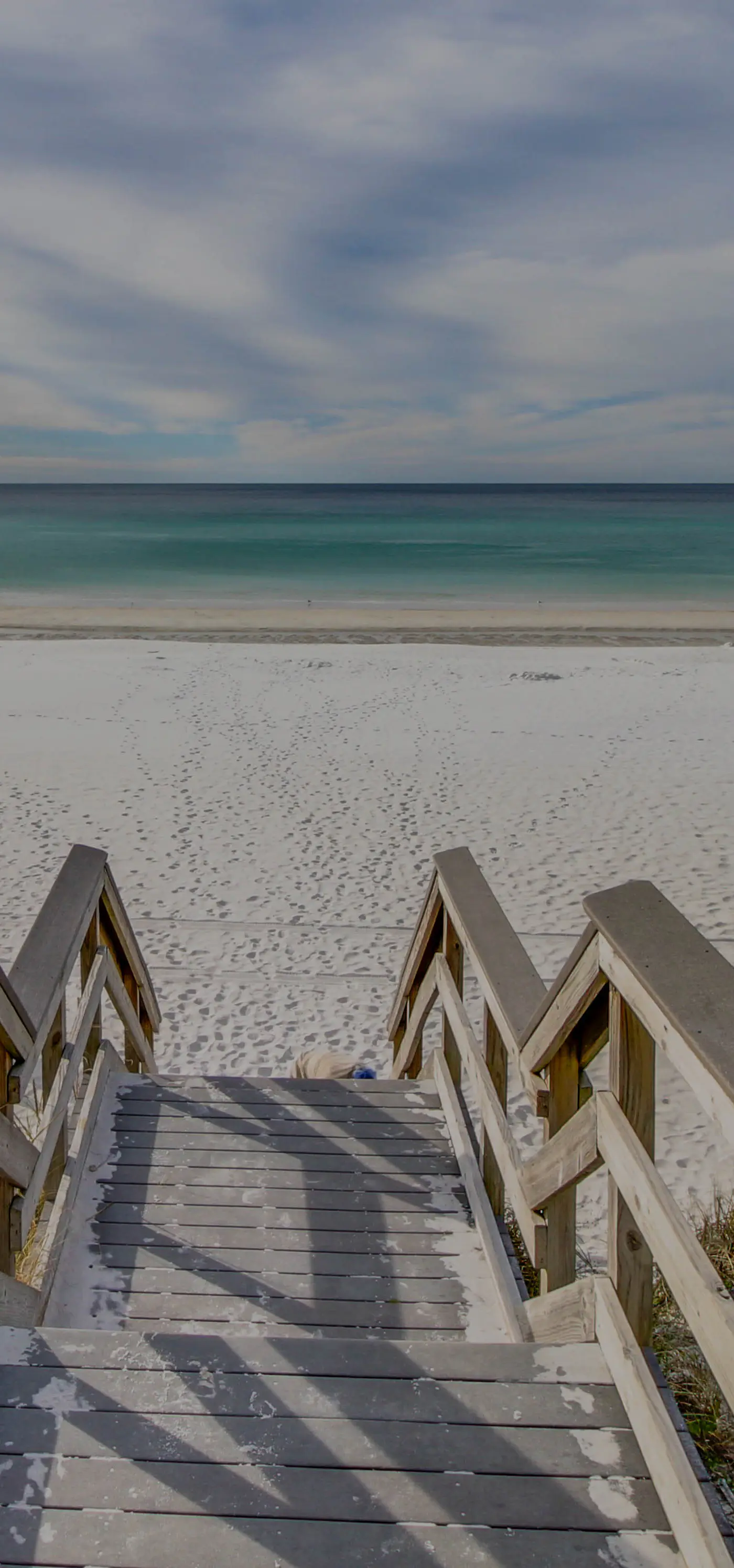 Spacious condo with bay views, renovated pool, hot tub, & beach access!