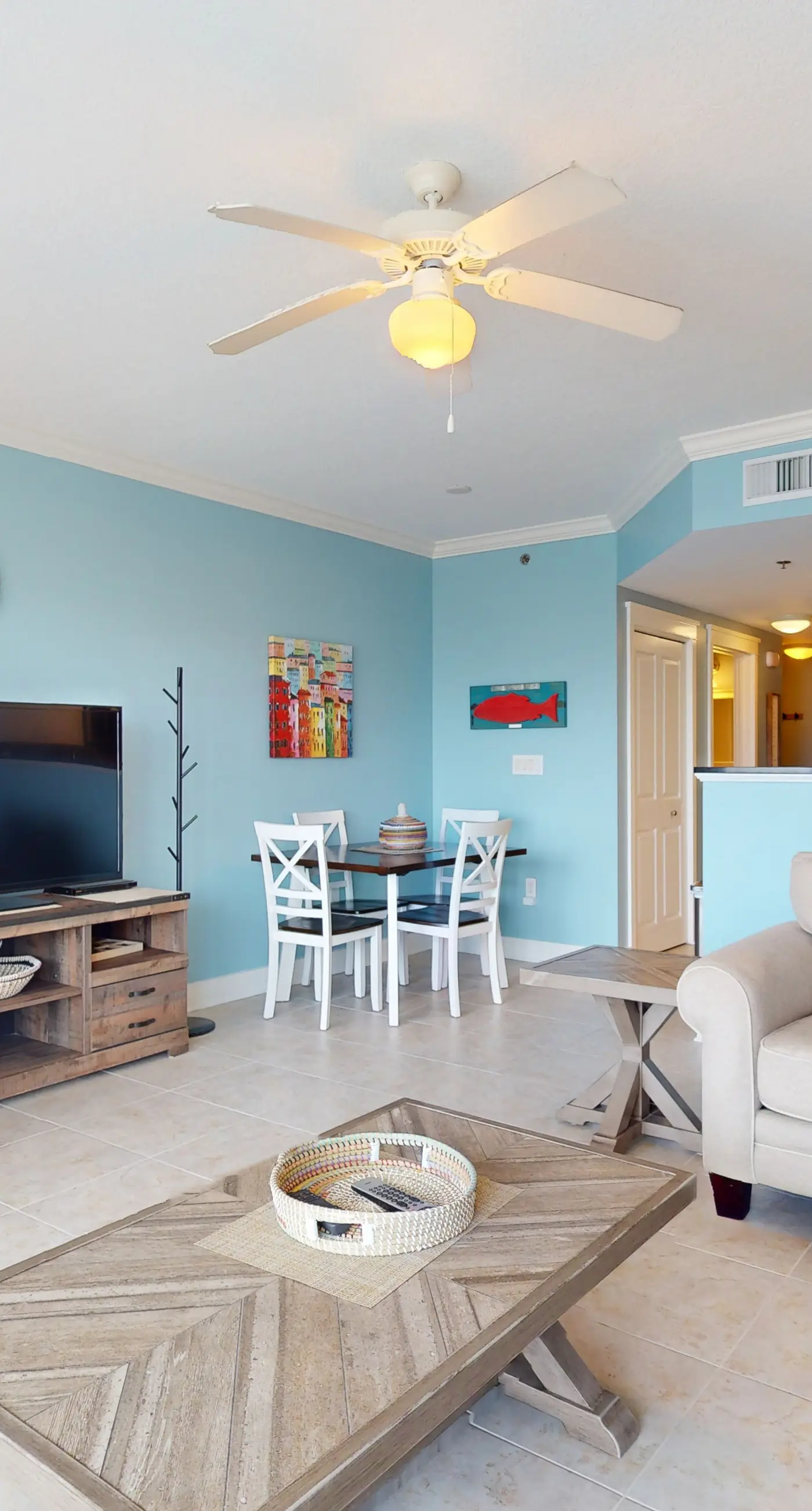 Waterscape Condo w/ Shared Amenities, Seasonal Beach Service Included