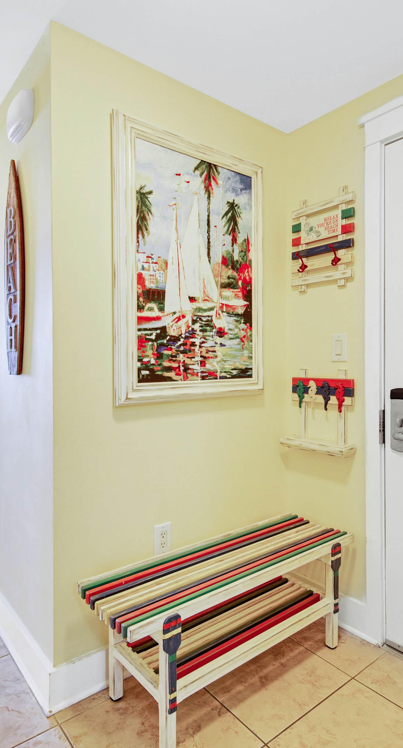 Spacious Top-Floor Condo At Waterscape 490 Feet Of Private Beach