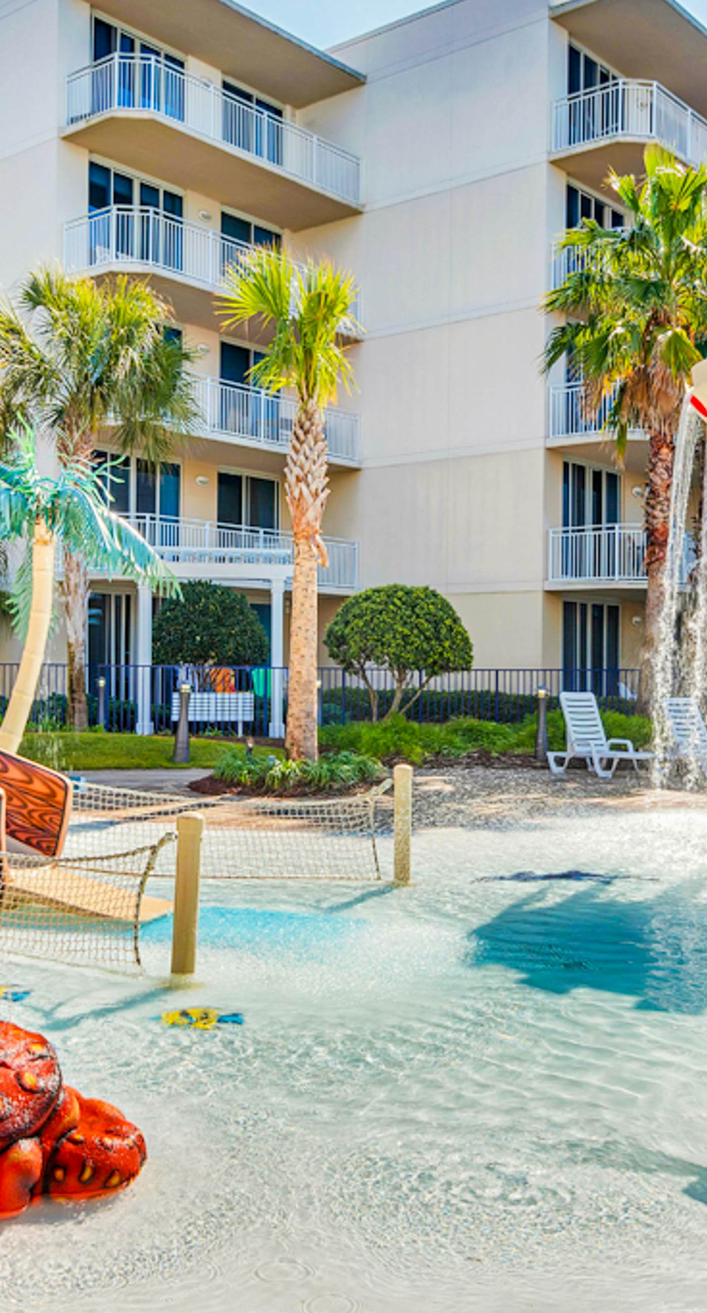 Spacious Top-Floor Condo At Waterscape 490 Feet Of Private Beach