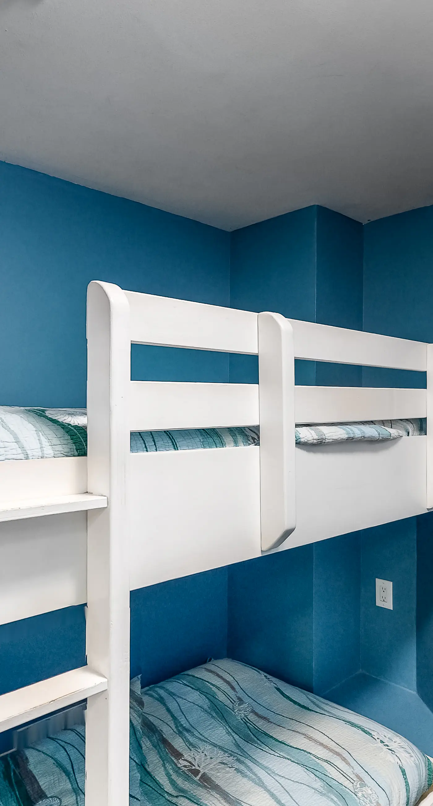 Inviting, Coastal Condo On Okaloosa Island Waterfall, Lazy River