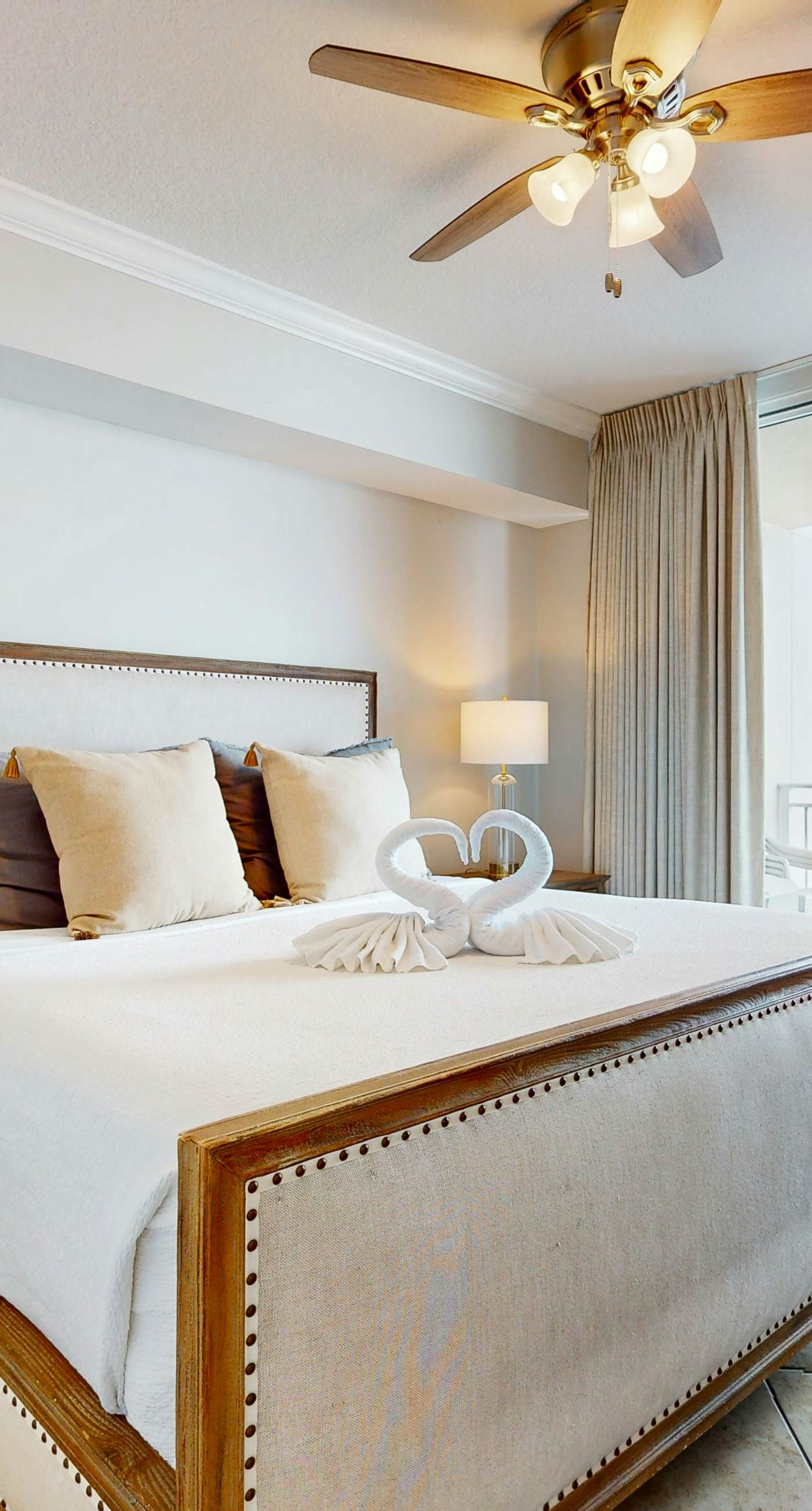 Inviting, Beach-Chic Condo On Okaloosa Island 490 Feet Of Private Beach