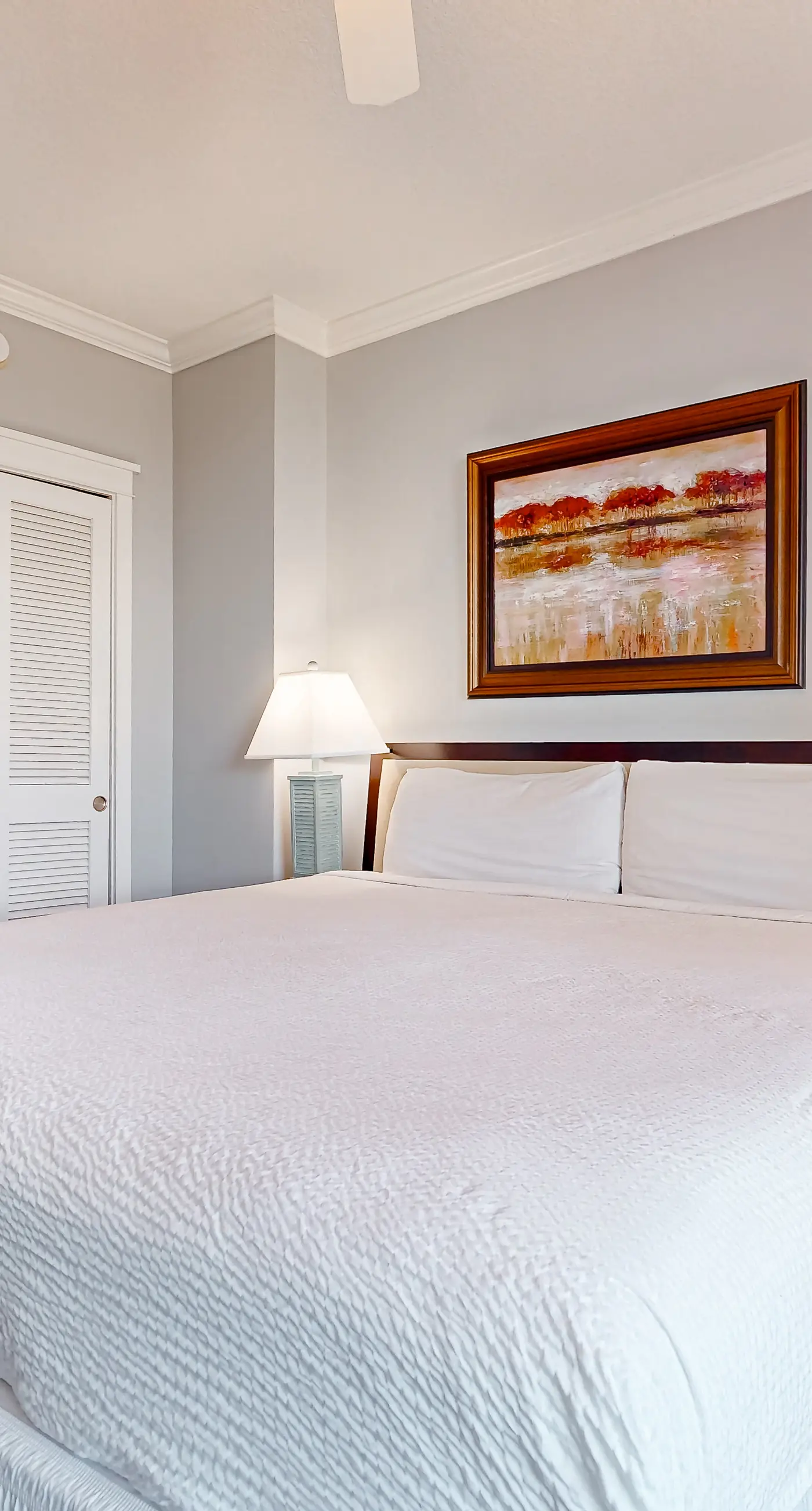 5th Floor Elegant, Spacious Condo At Waterscape Waterfall, Lazy River