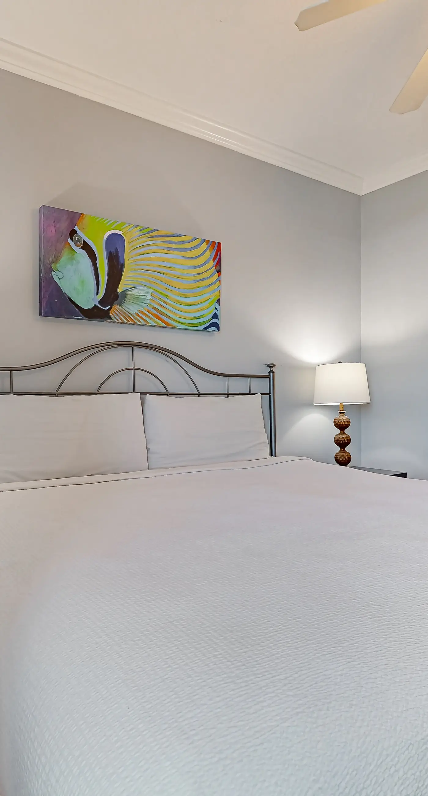 5th Floor Elegant, Spacious Condo At Waterscape Waterfall, Lazy River