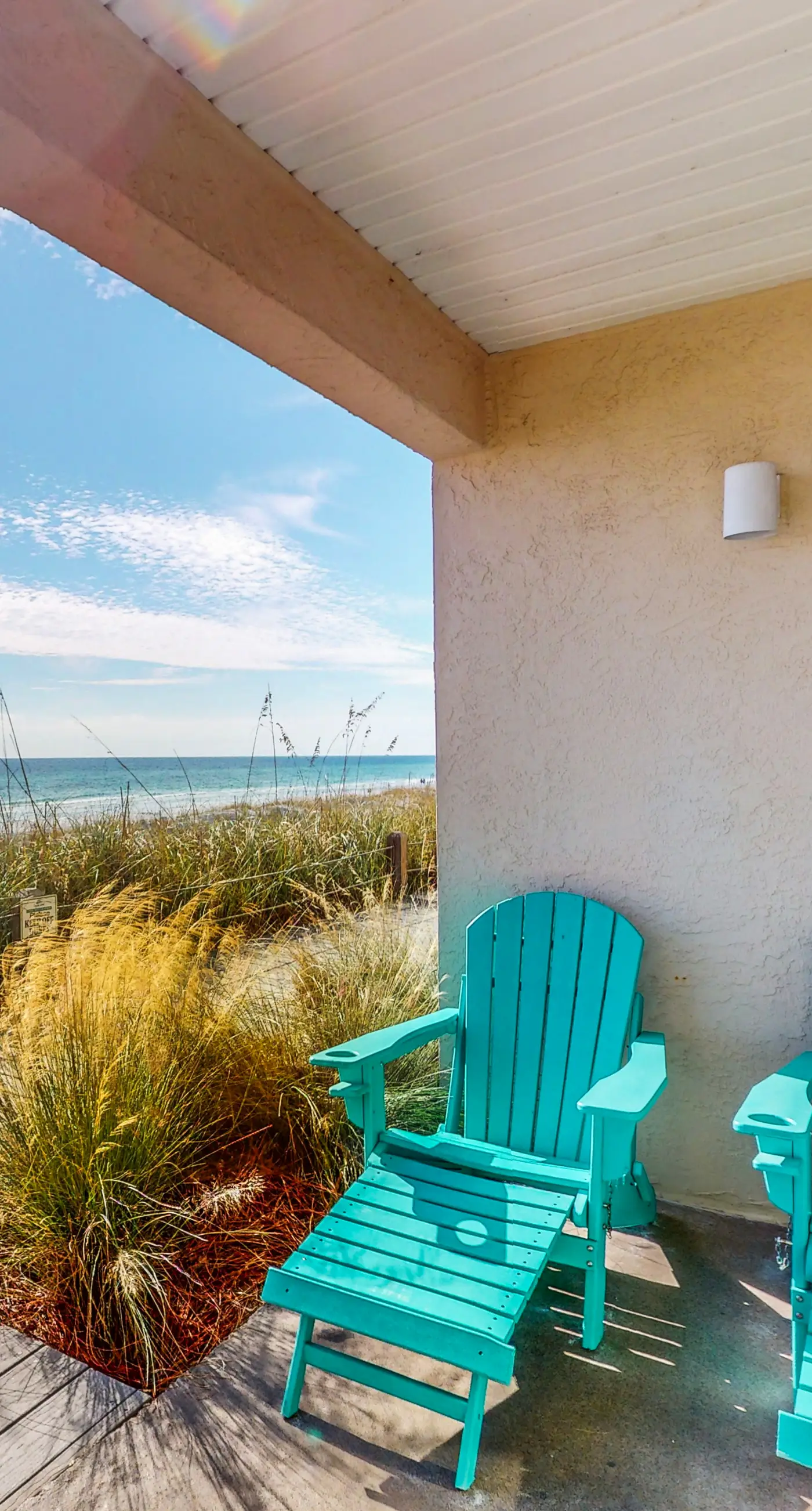 Oceanfront Condo w/ AC, WiFi, Shared Pool, & Seasonal Beach Service Rentals