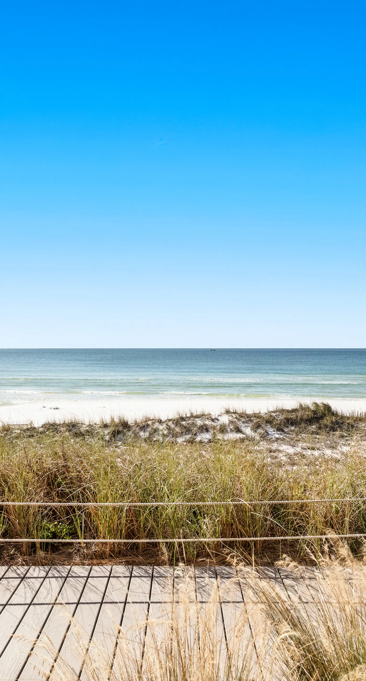 Oceanfront Condo w/ AC, WiFi, Shared Pool, & Seasonal Beach Service Rentals