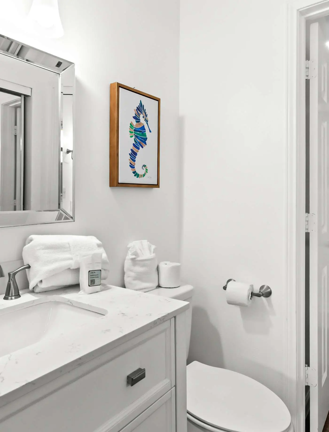 Oceanfront Condo w/ AC, WiFi, Shared Pool, & Seasonal Beach Service Rentals