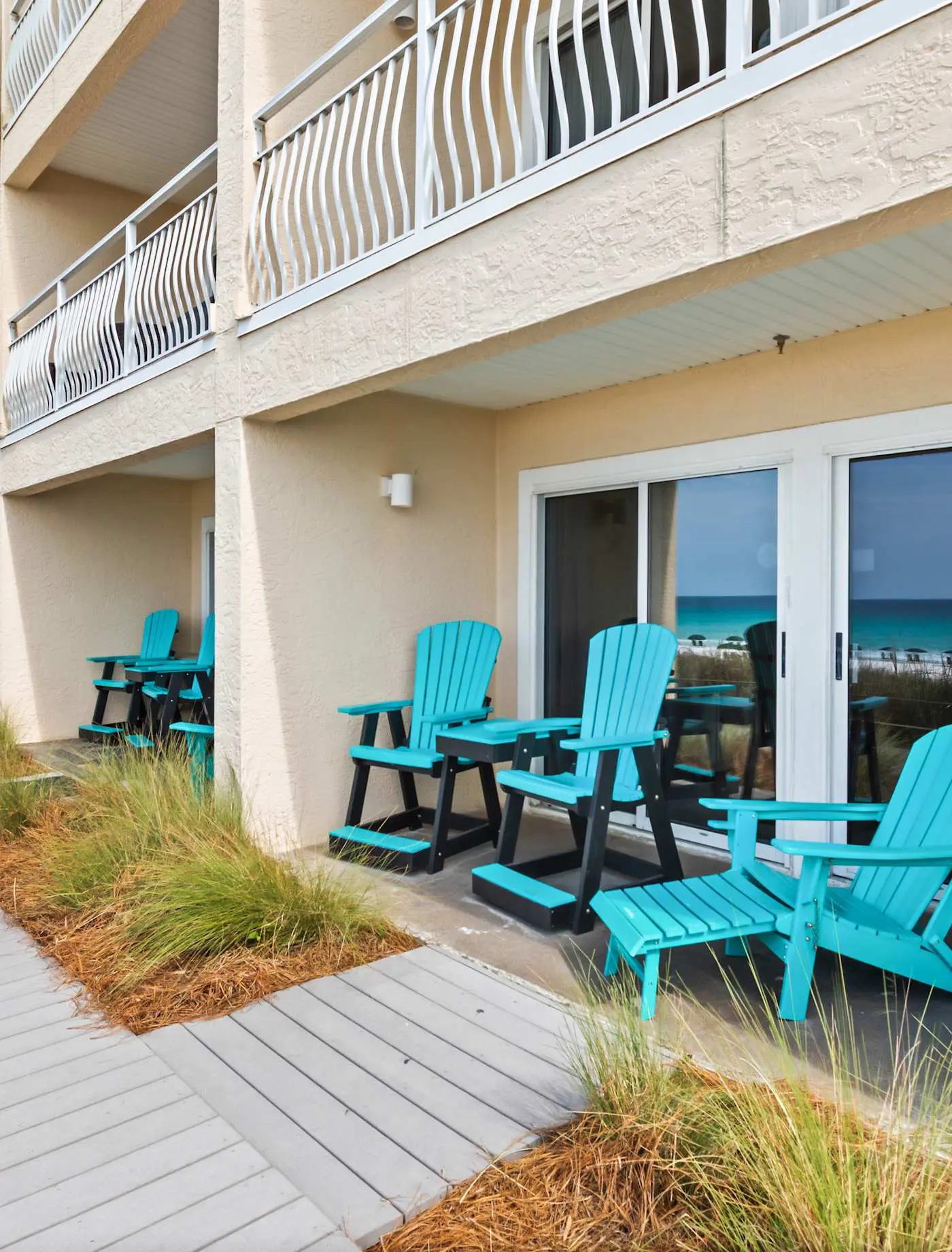 Oceanfront Condo w/ AC, WiFi, Shared Pool, & Seasonal Beach Service Rentals