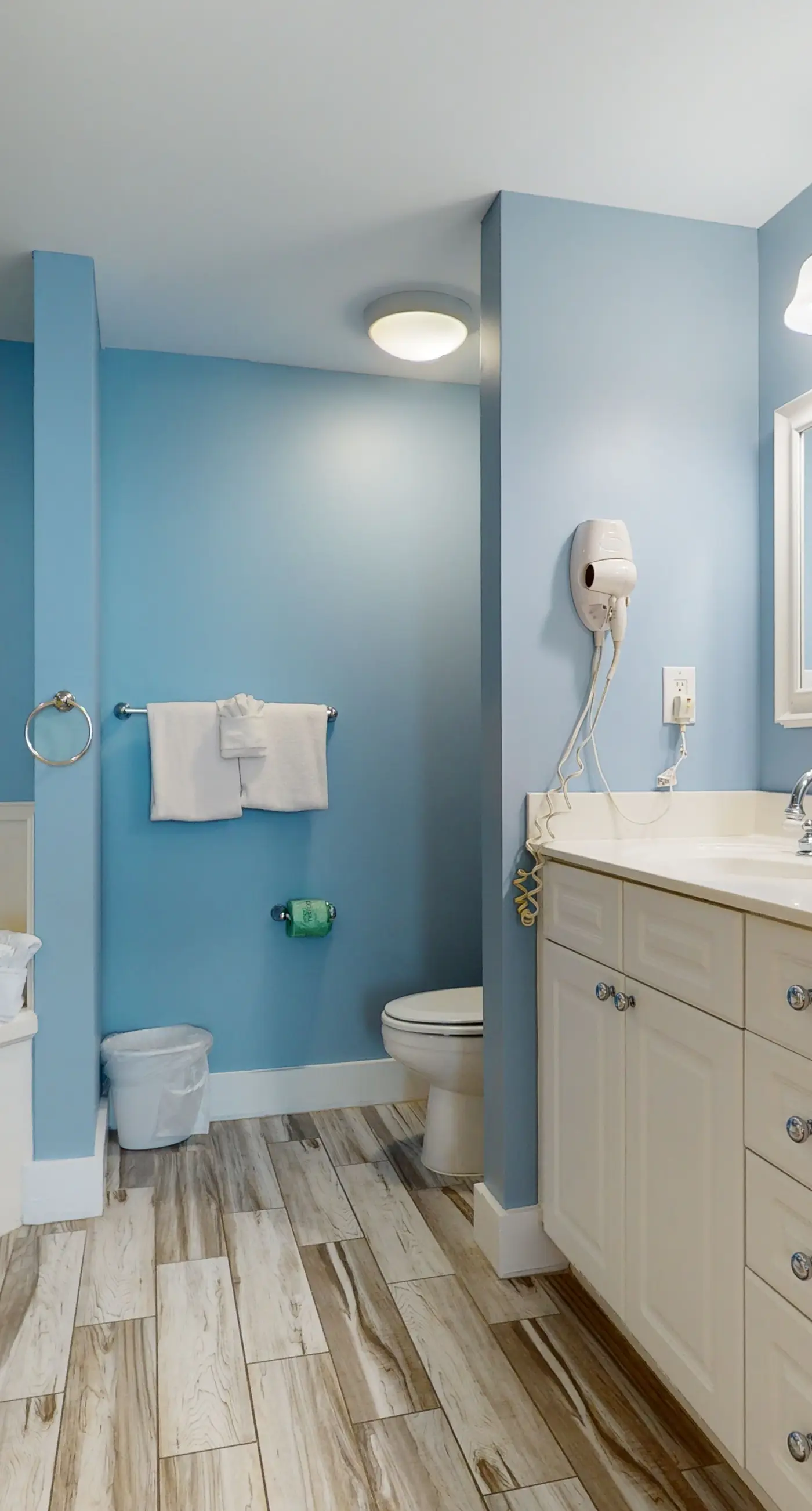 Gulf-Front Condo On Okaloosa Island Playground, 2 Hot Tubs
