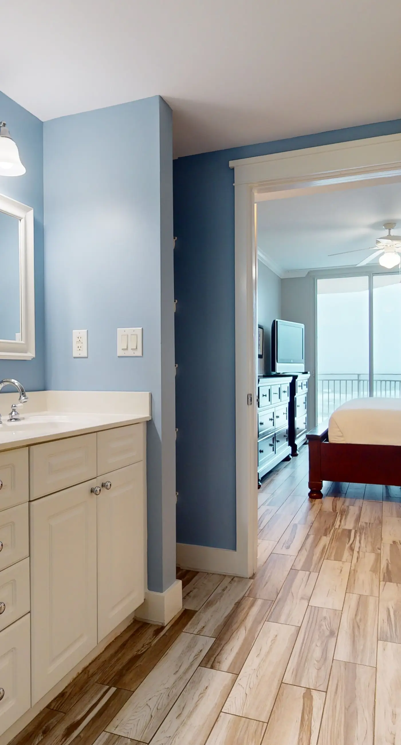 Gulf-Front Condo On Okaloosa Island Playground, 2 Hot Tubs