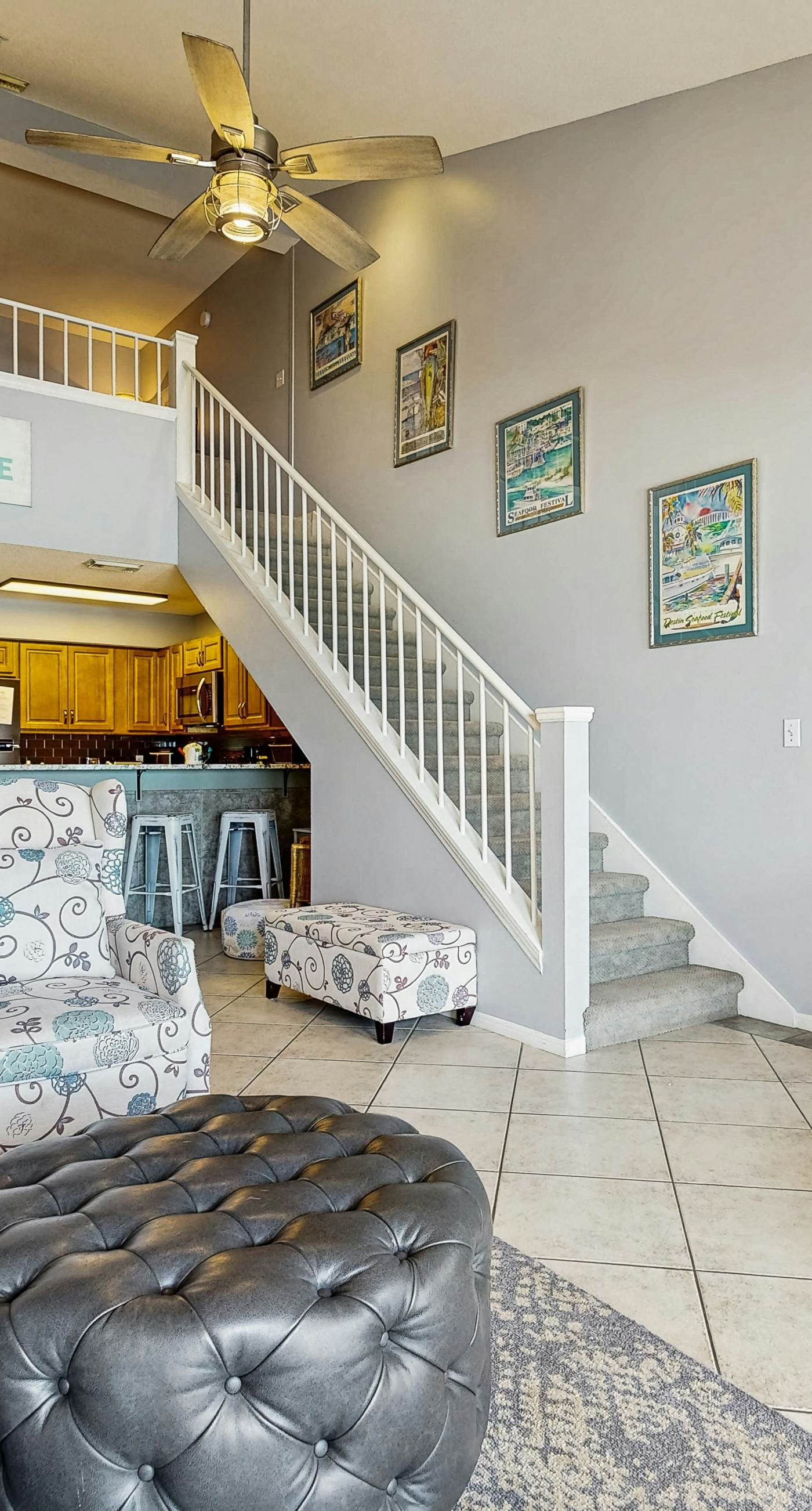 Charming Condo with Gulf View! Grill, Pools, Beach Access