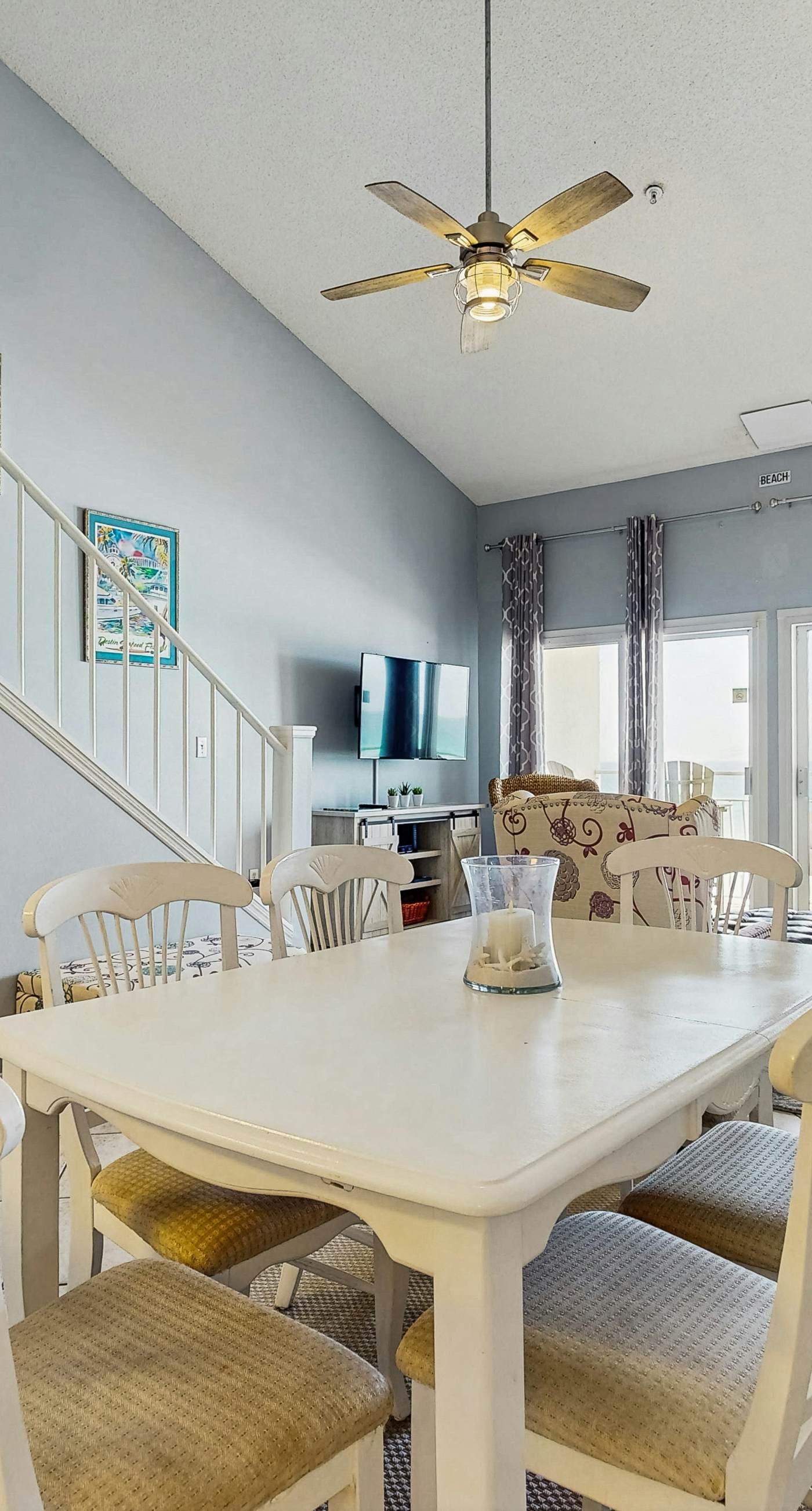 Charming Condo with Gulf View! Grill, Pools, Beach Access