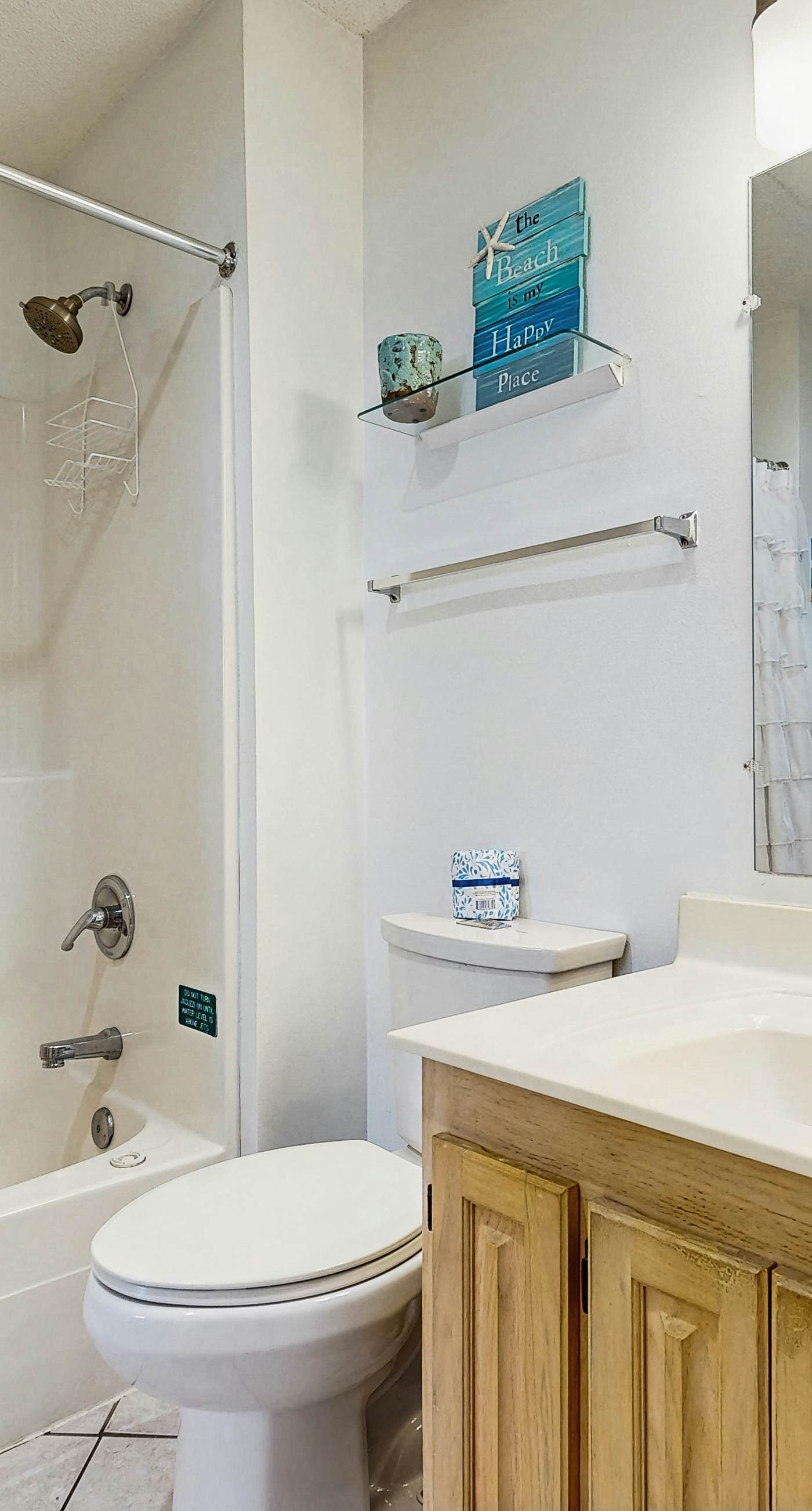 Charming Condo with Gulf View! Grill, Pools, Beach Access