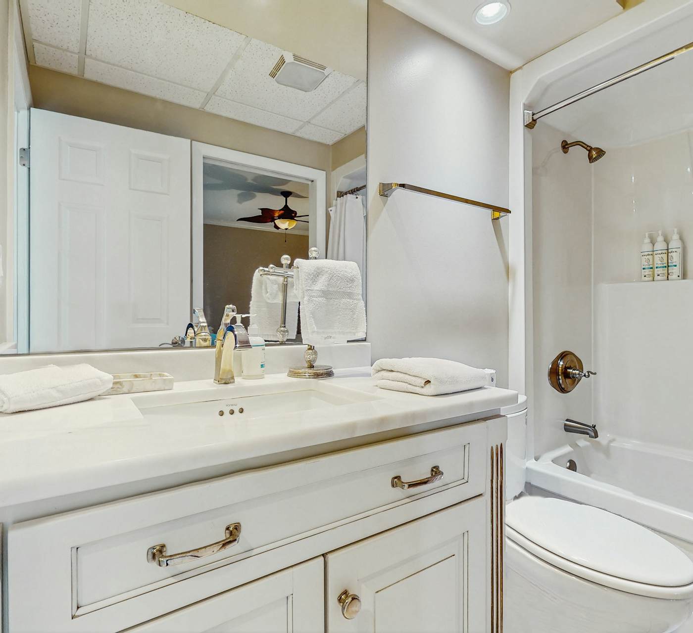 Open-concept beachfront home with balcony, lagoon pool ...