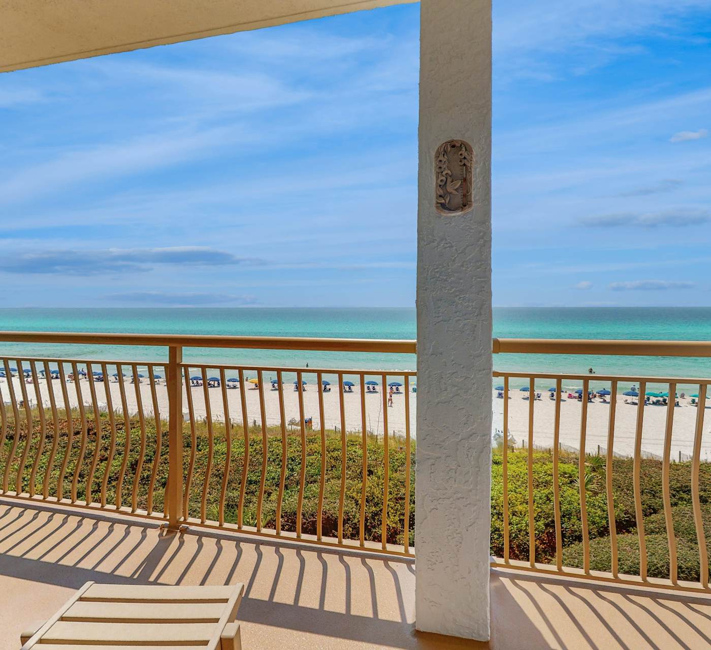 Open-concept beachfront home with balcony, lagoon pool ...