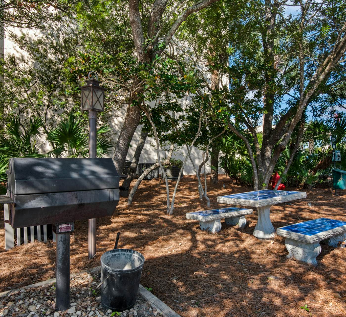 Open-concept beachfront home with balcony, lagoon pool ...