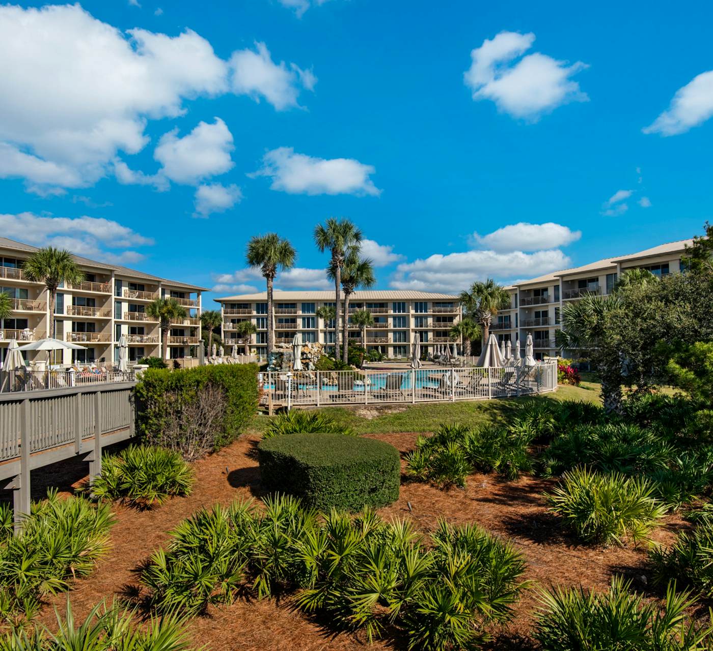 Open-concept beachfront home with balcony, lagoon pool ...