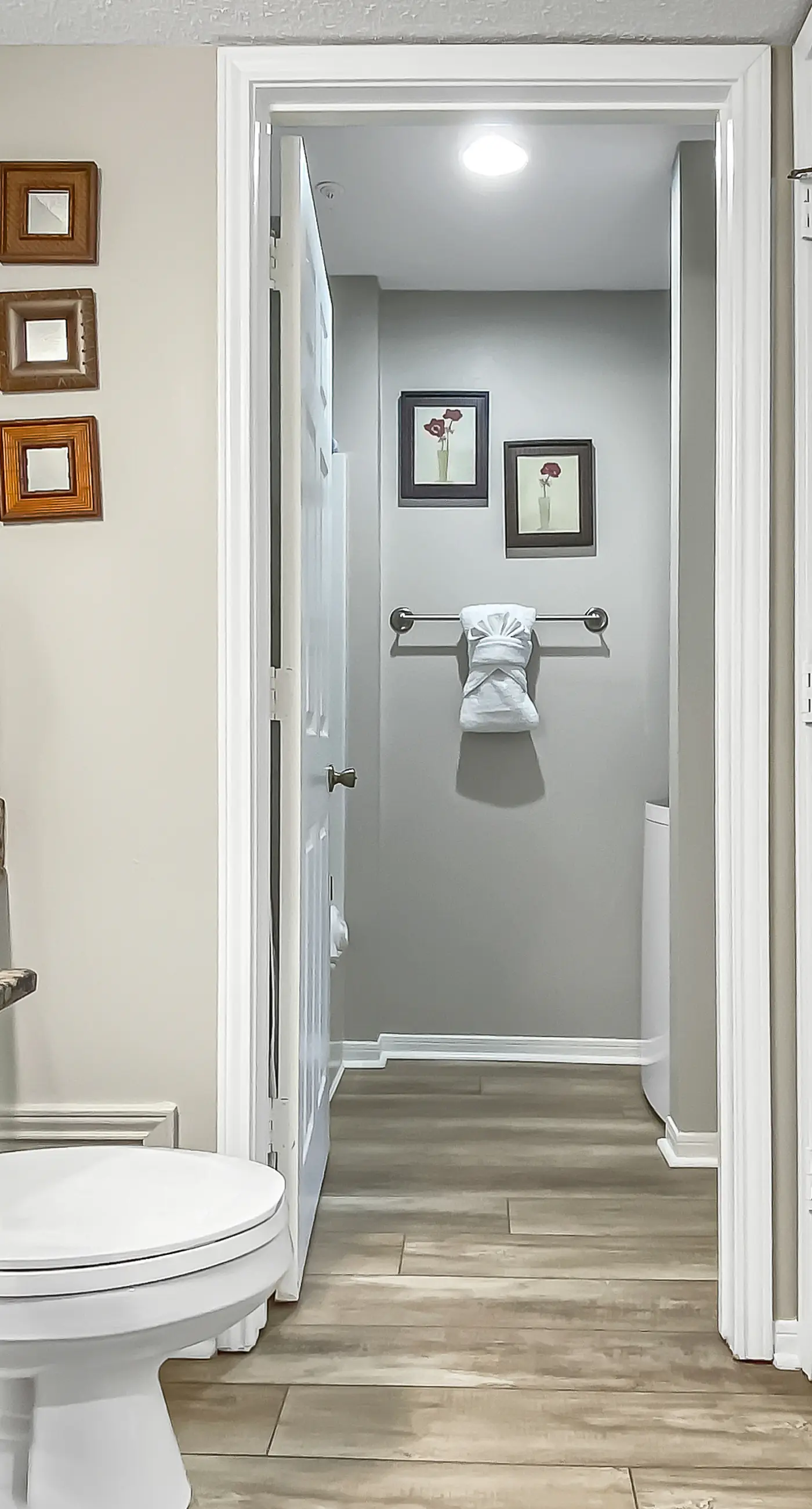 Second-Floor Gulf Front Condo with Shared Pool & Boardwalk in the Heart of Destin