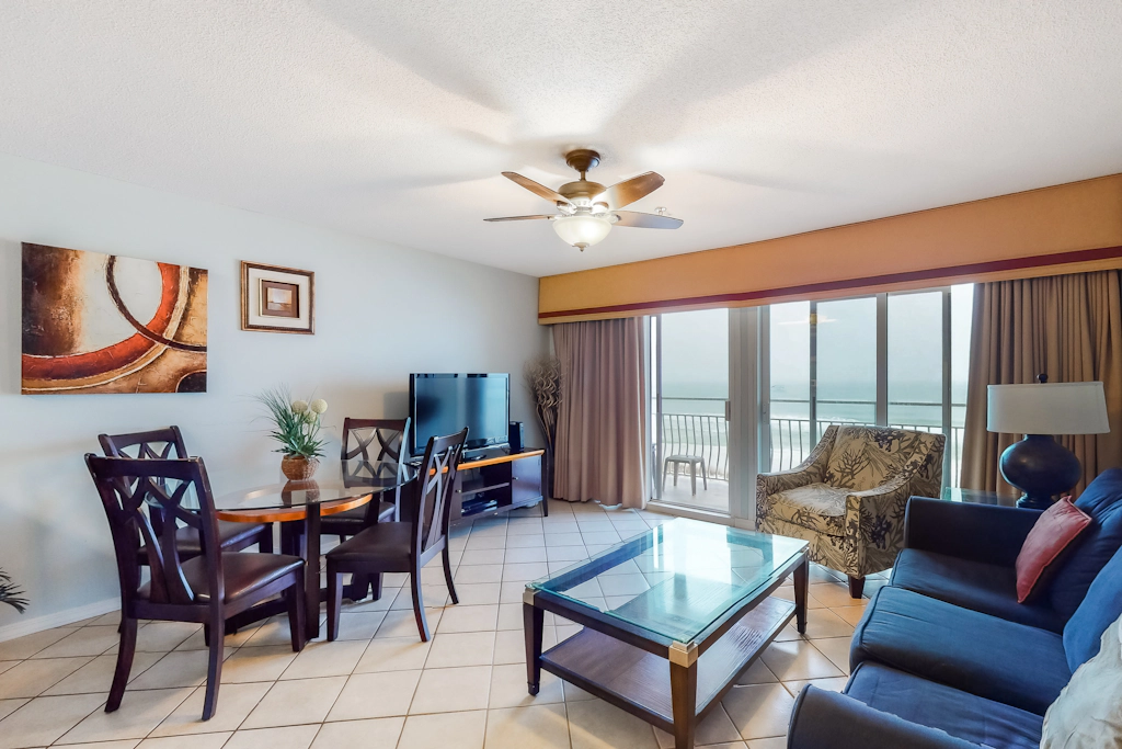 Oceanfront Condo with AC, WiFi, Shared Pool, & Seasonal Beach Service Rentals