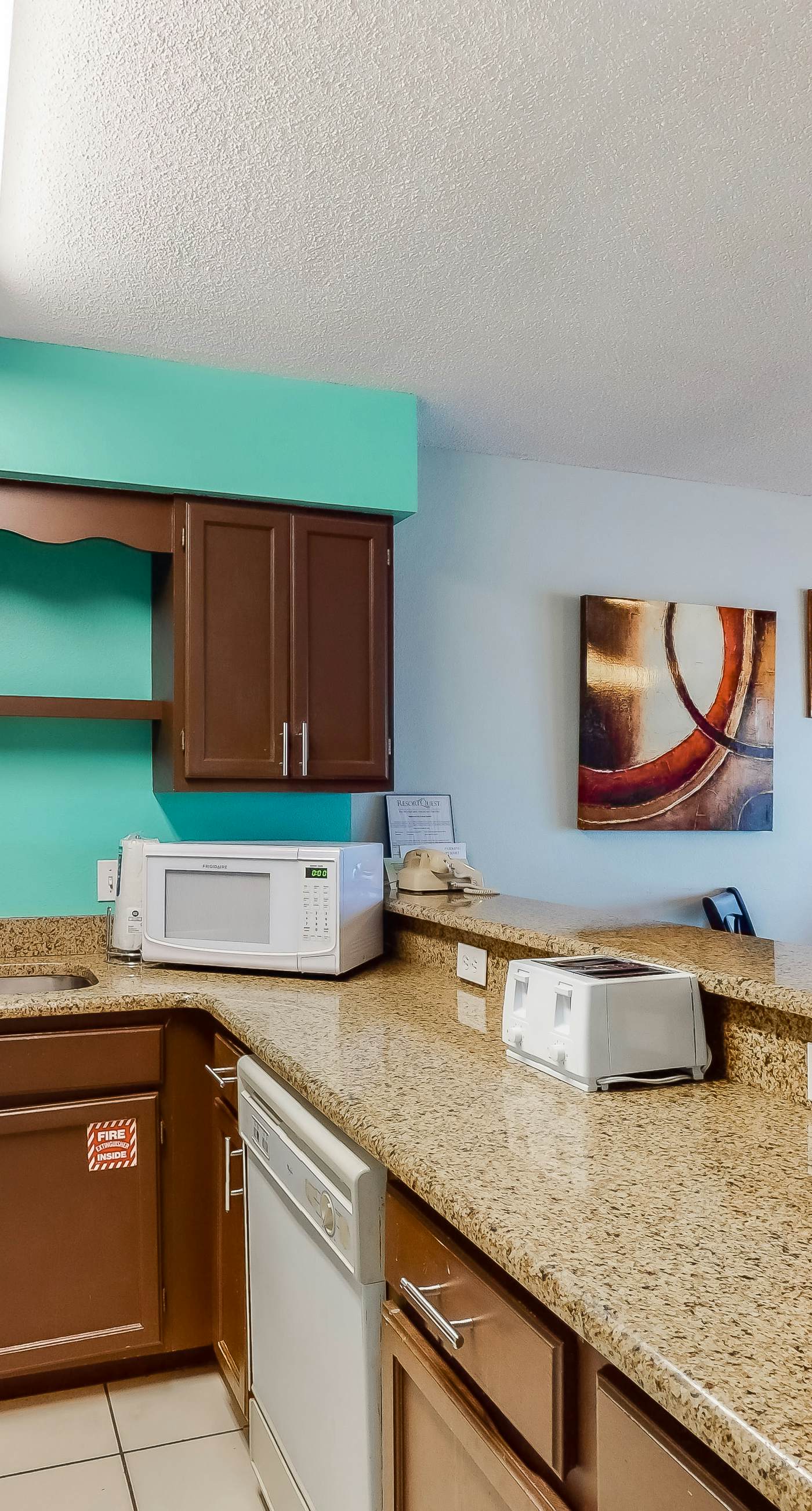 Oceanfront Condo with AC, WiFi, Shared Pool, & Seasonal Beach Service Rentals