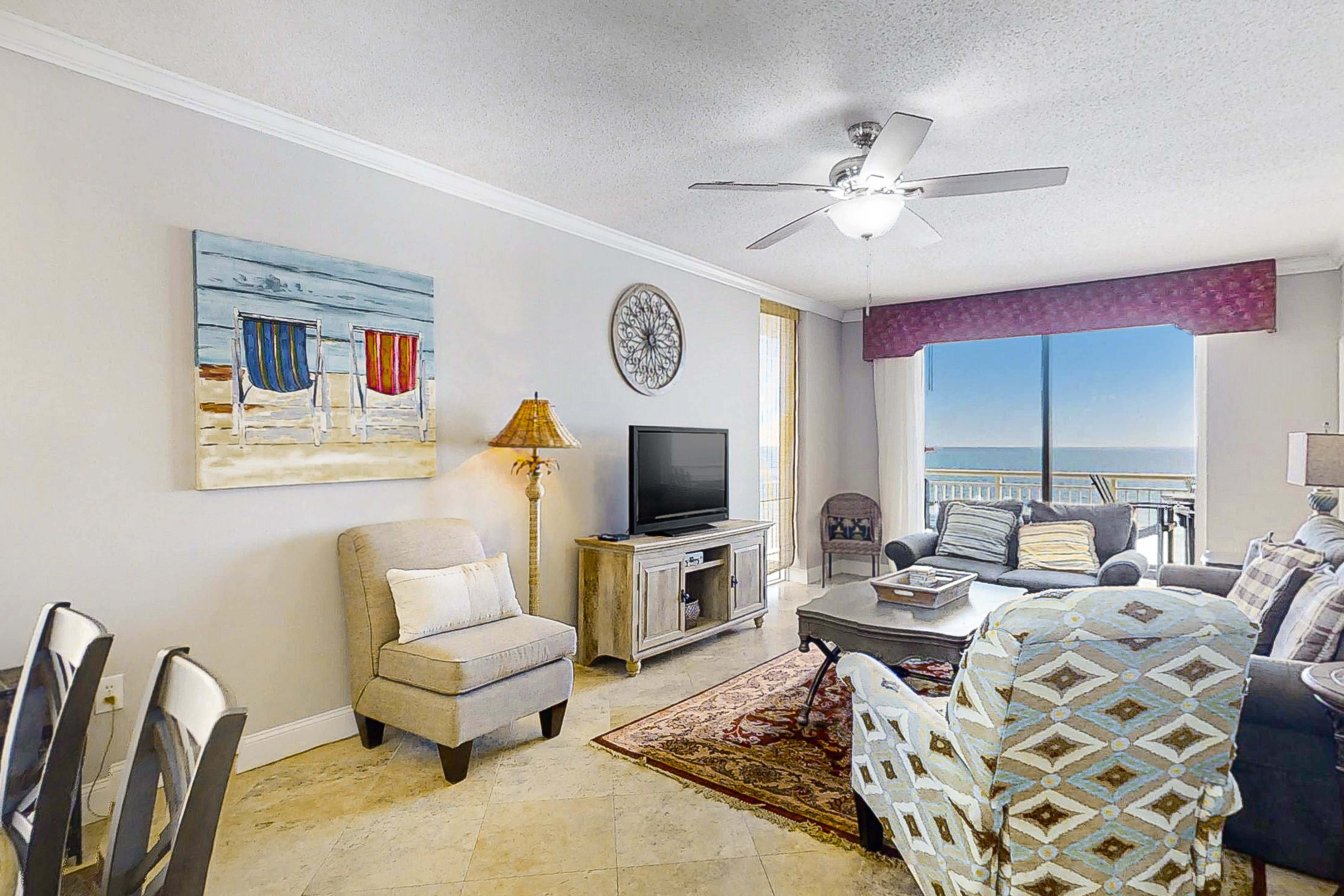 Fifth-Floor, Gulf-Front Condo w/ Balcony, Beach Access & Shared Pools/Hot Tub