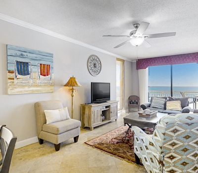 Fifth-Floor, Gulf-Front Condo w/ Balcony, Beach Access & Shared Pools/Hot Tub