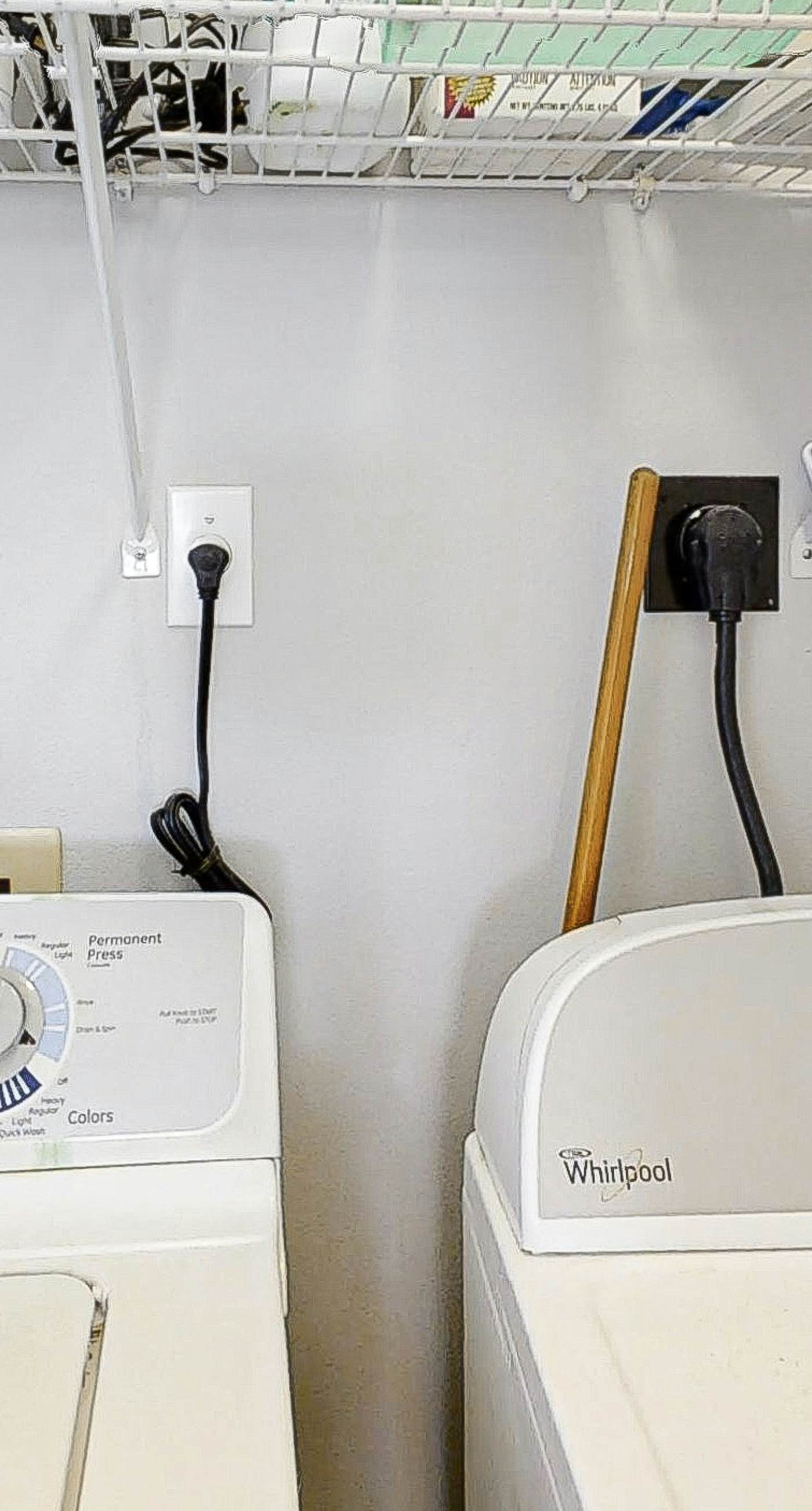 Fifth-Floor, Gulf-Front Condo w/ Balcony, Beach Access & Shared Pools/Hot Tub