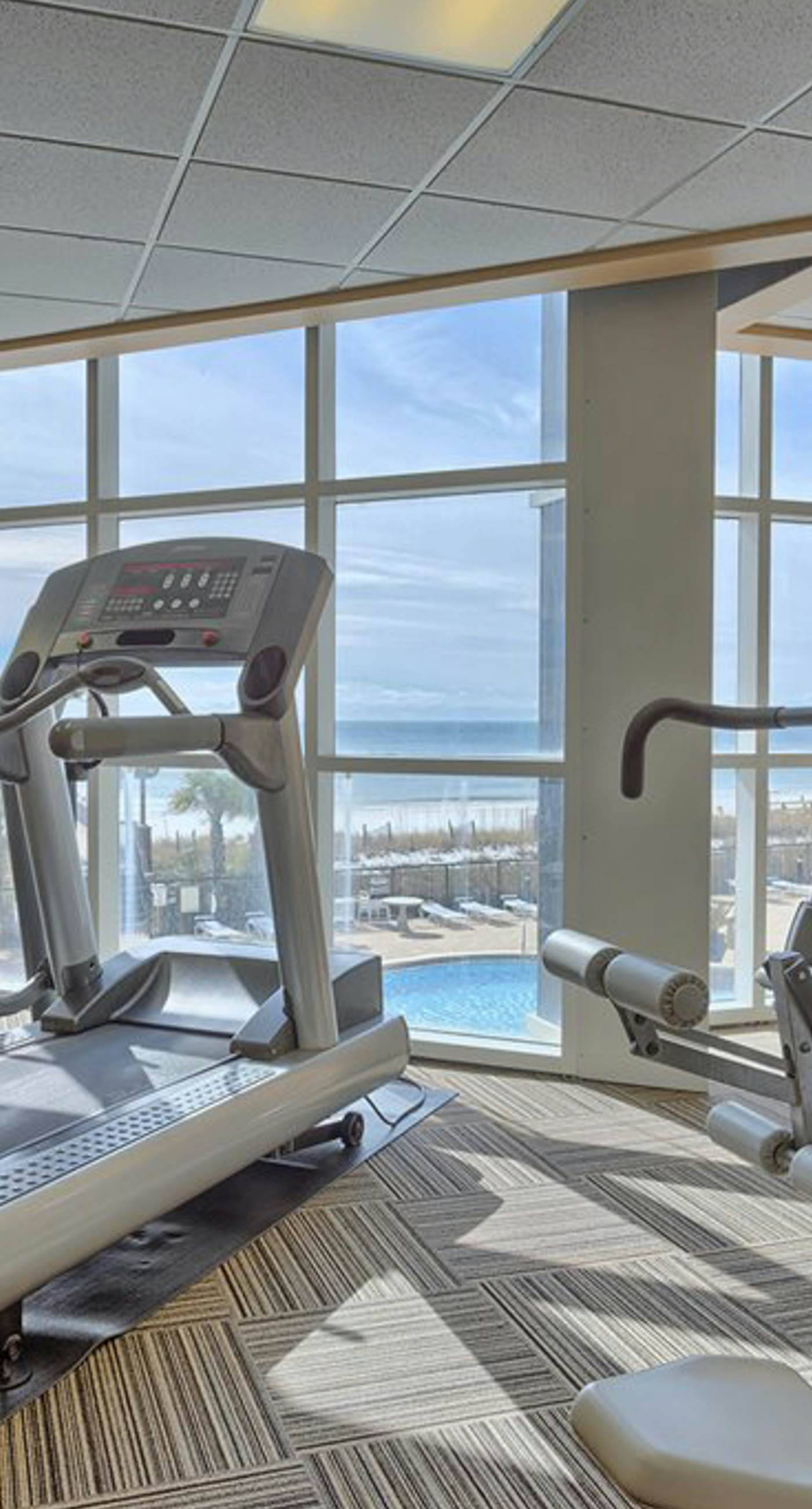 Fifth-Floor, Gulf-Front Condo w/ Balcony, Beach Access & Shared Pools/Hot Tub