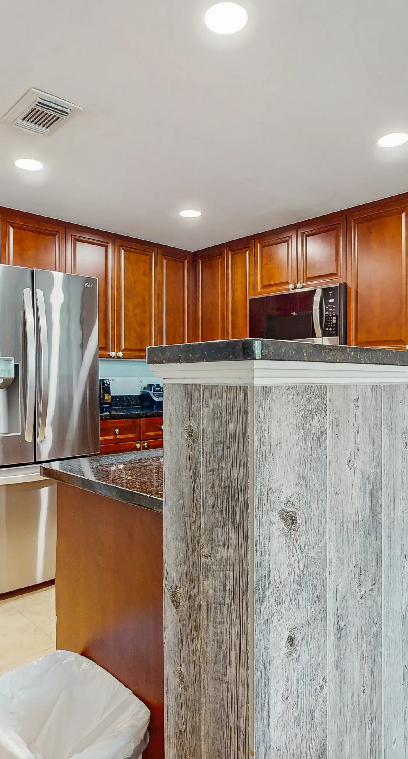 1st Floor Elegant Ground-Floor Condo At Waterscape Playground, 2 Hot Tubs