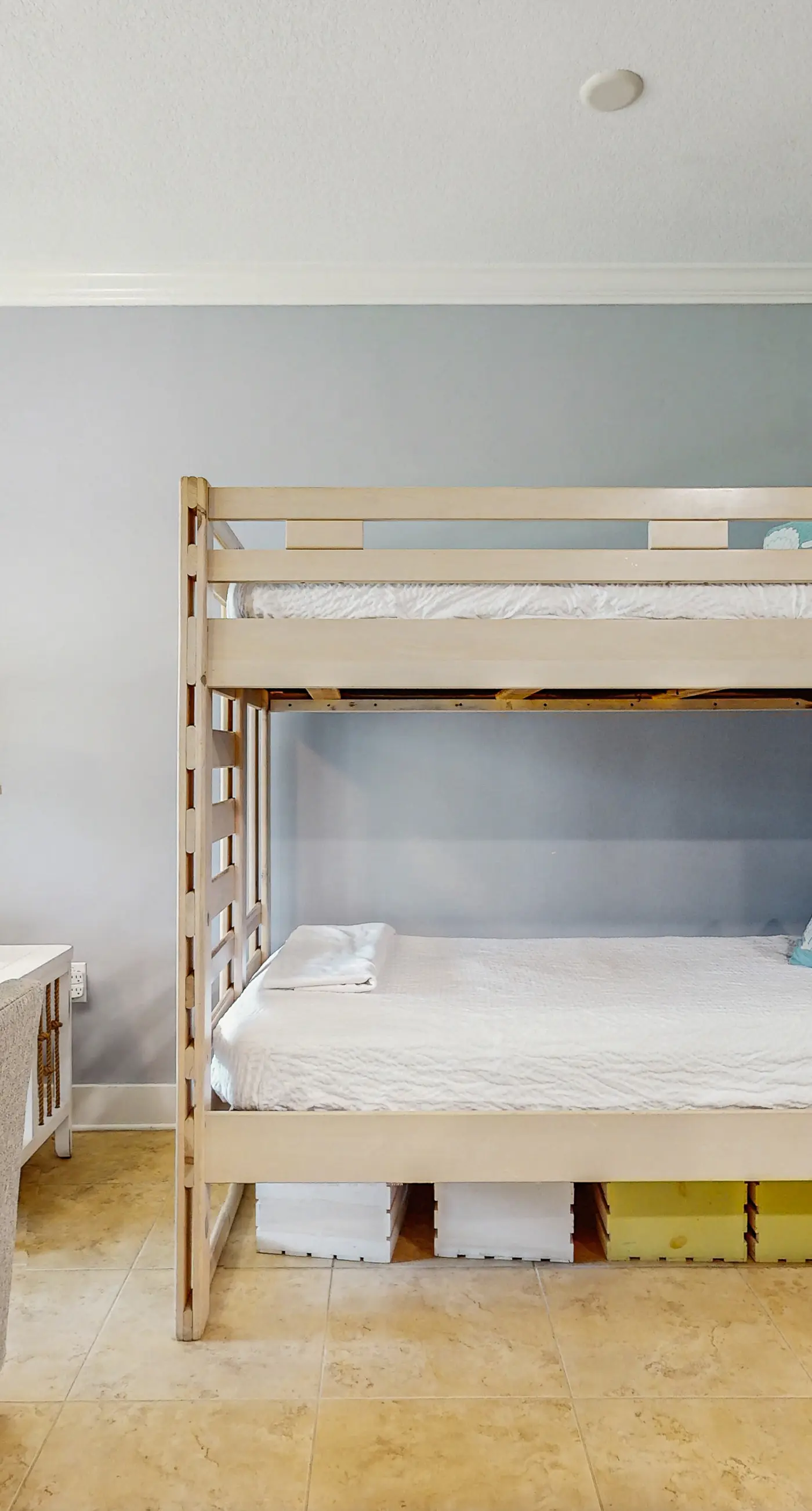 1st Floor Elegant Ground-Floor Condo At Waterscape Playground, 2 Hot Tubs