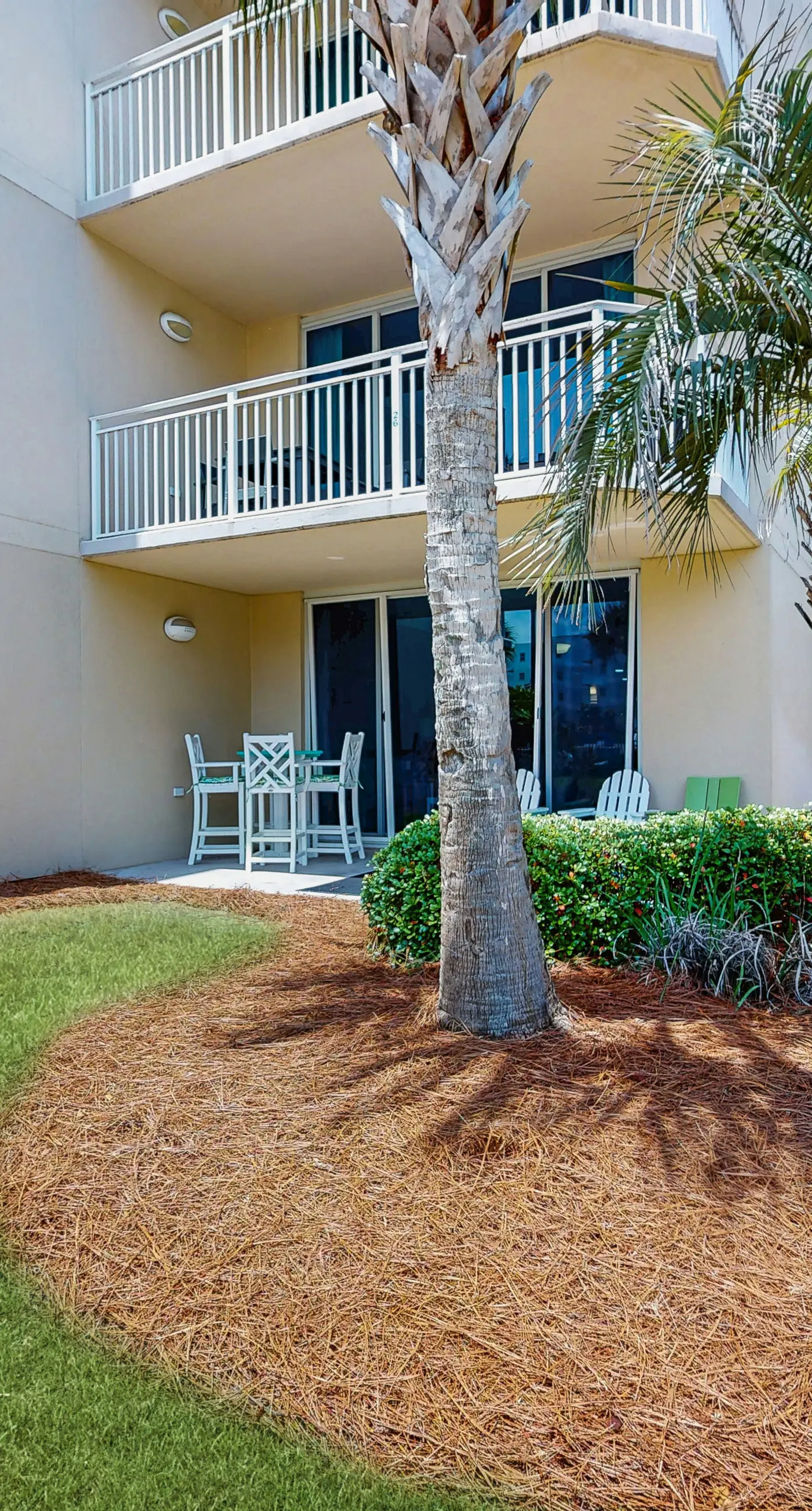 1st Floor Elegant Ground-Floor Condo At Waterscape Playground, 2 Hot Tubs