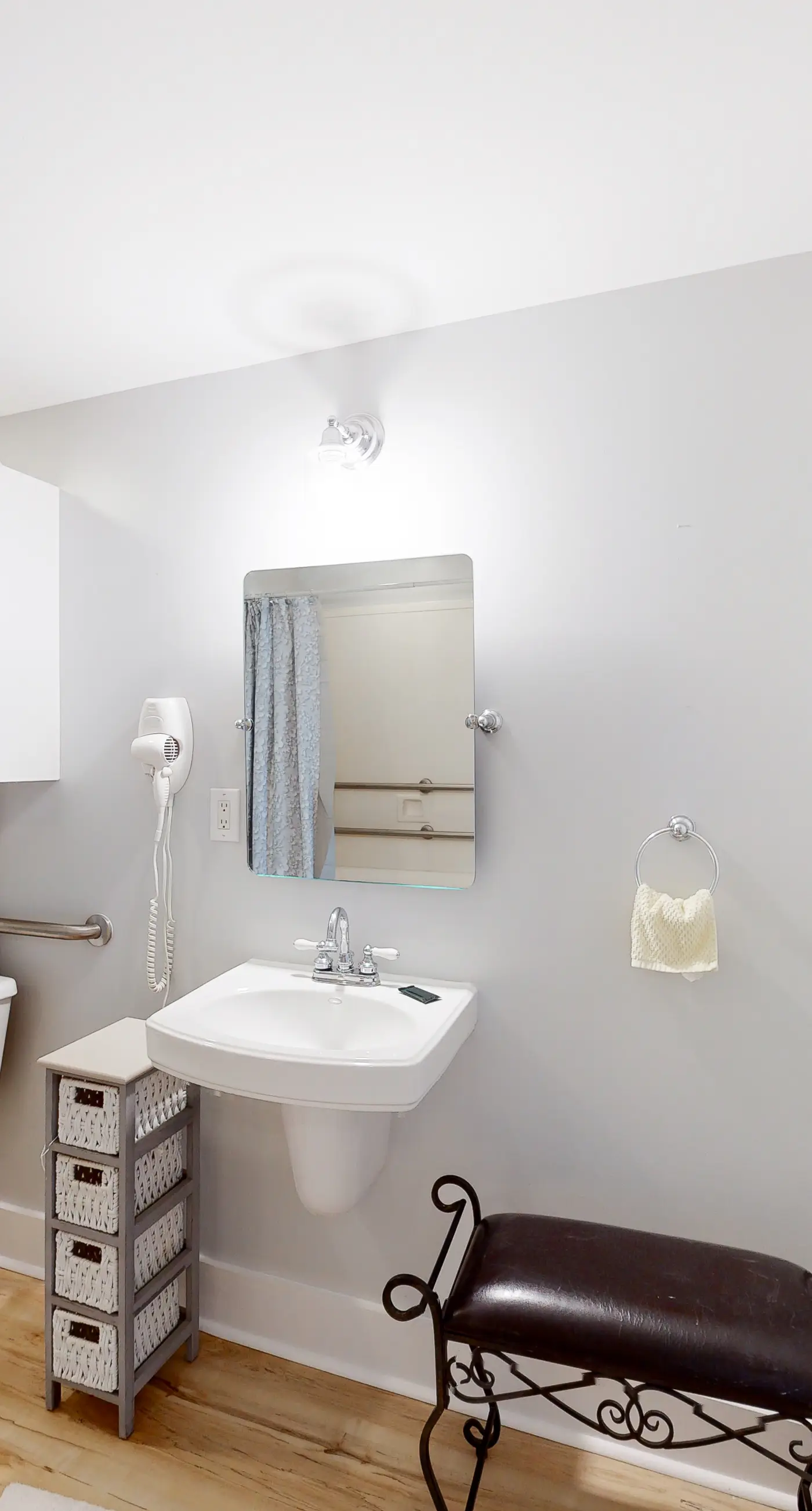 Handicap accessible ground-floor condo on Okaloosa Island Waterfall, Lazy River