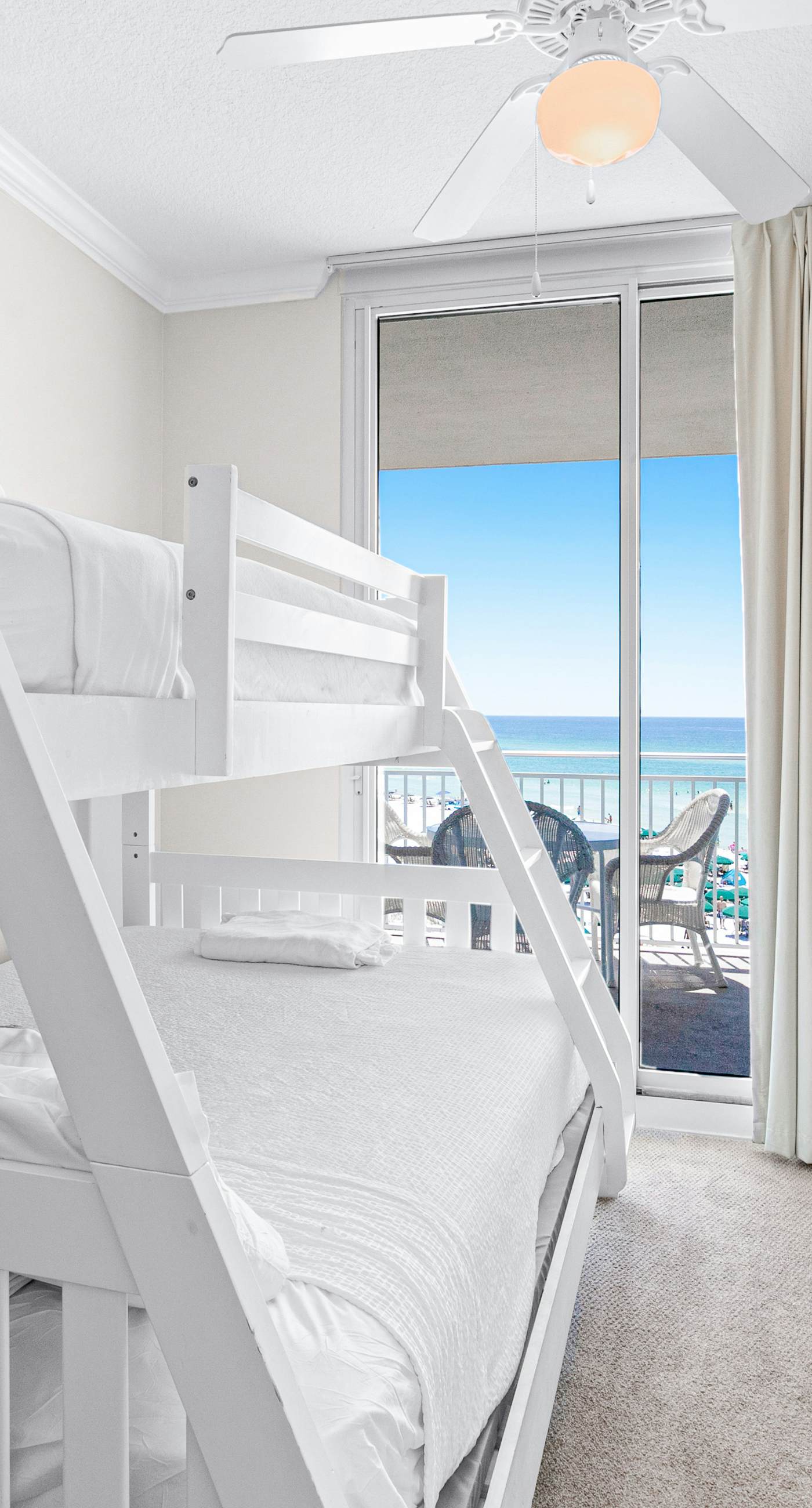 Picturesque Condo At Waterscape Expansive Balcony Waterfall, Lazy River