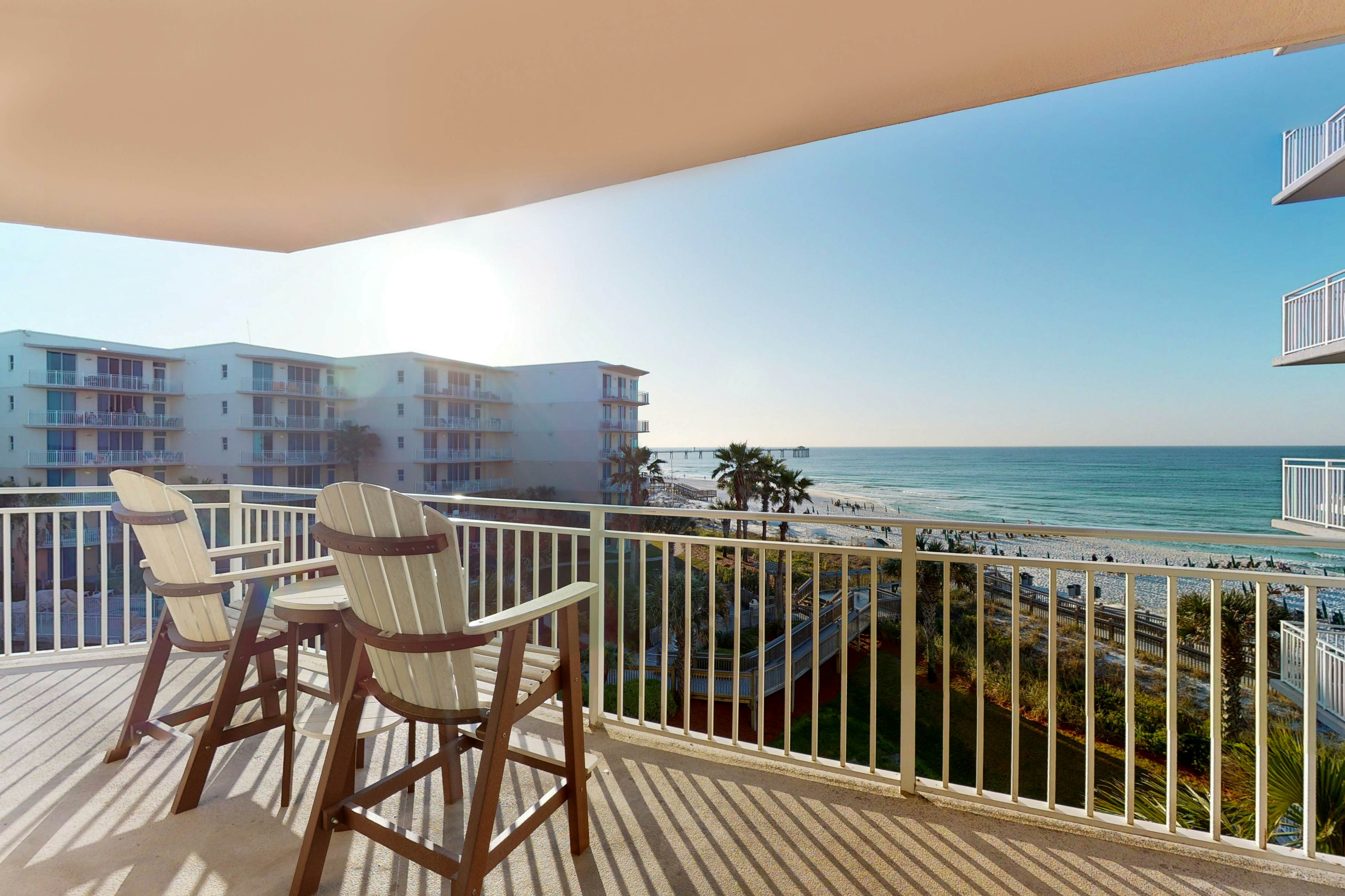 Picture-Perfect Gulf-Front Condo On Okaloosa Island Playground, 2 Hot Tubs
