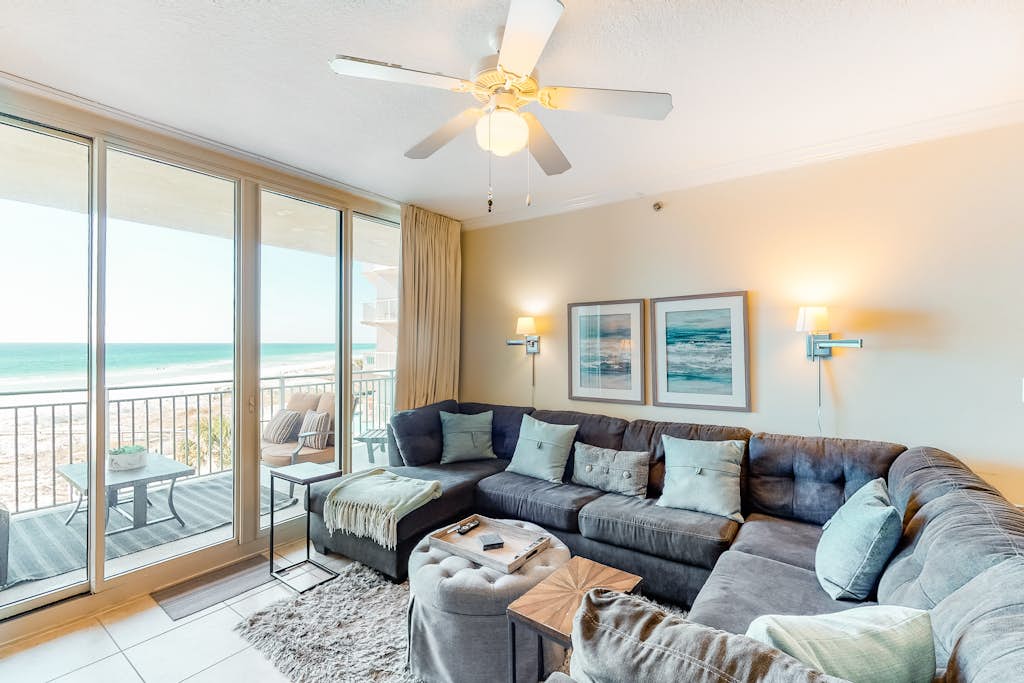 Spacious, Beach-Chic Condo At Waterscape Steps To Beach Lazy River