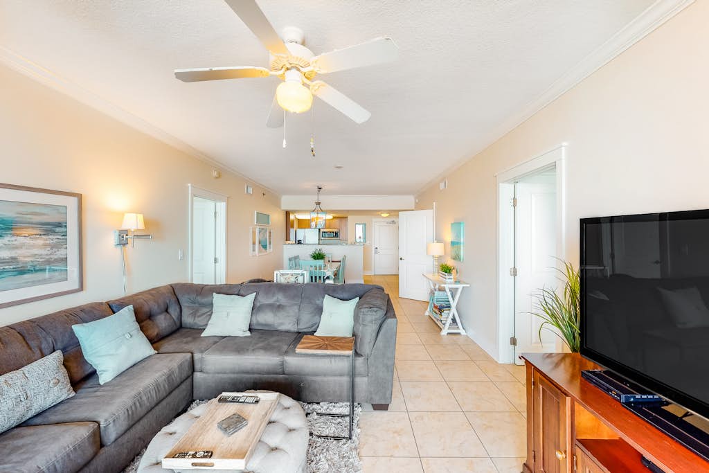 Spacious, Beach-Chic Condo At Waterscape Steps To Beach Lazy River