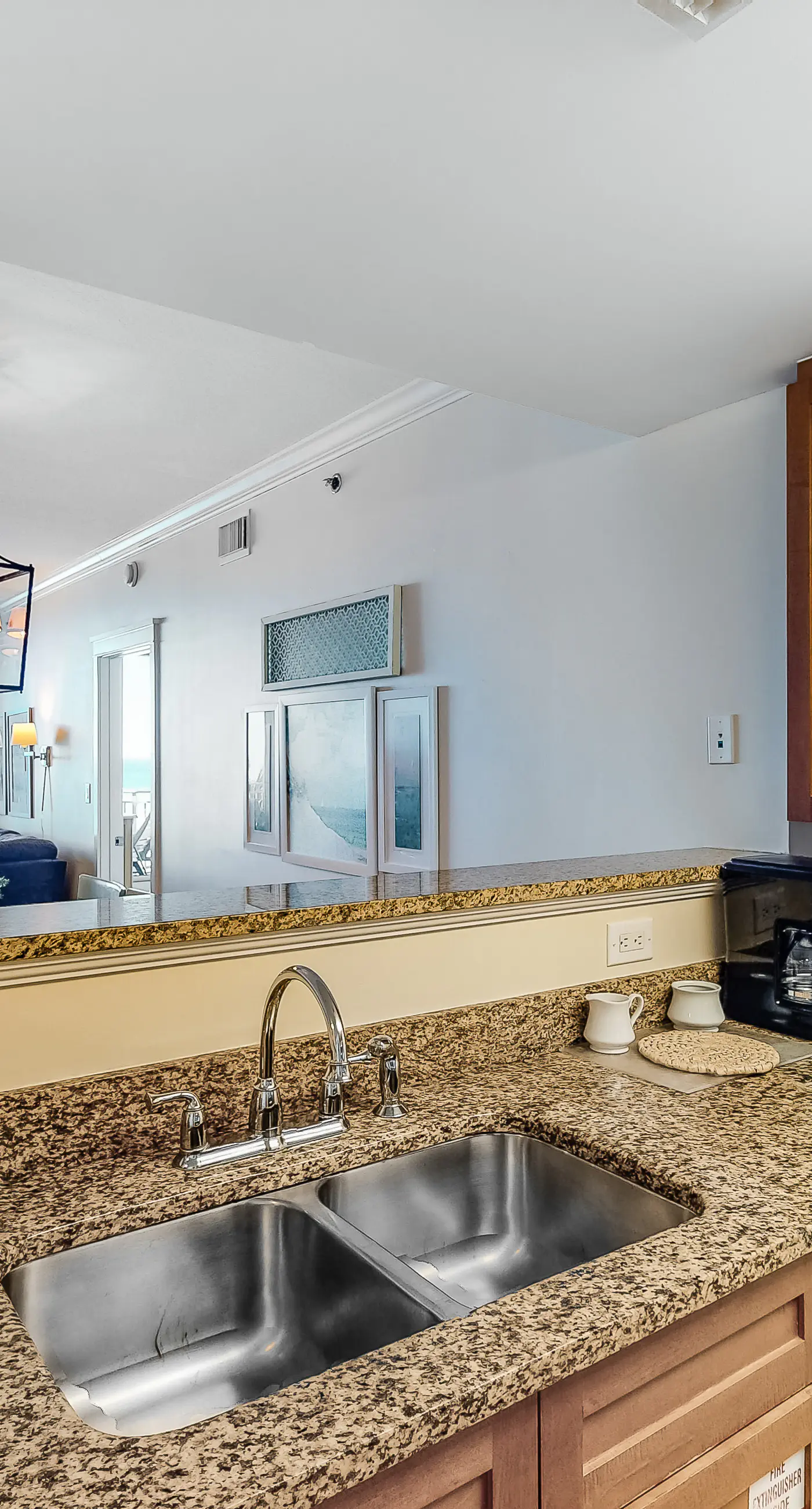 Spacious, Beach-Chic Condo At Waterscape Steps To Beach Lazy River