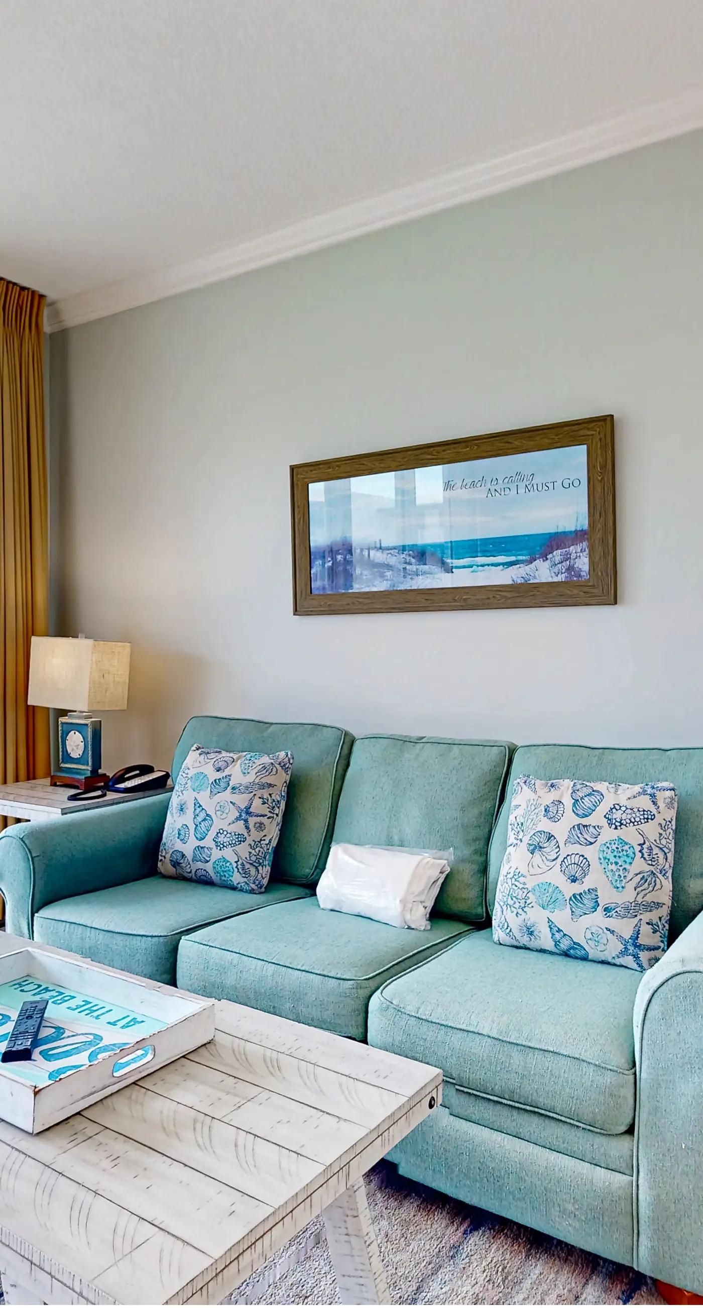 Welcoming, beachy condo on Okaloosa Island - pool, hot tubs, private W/D & AC