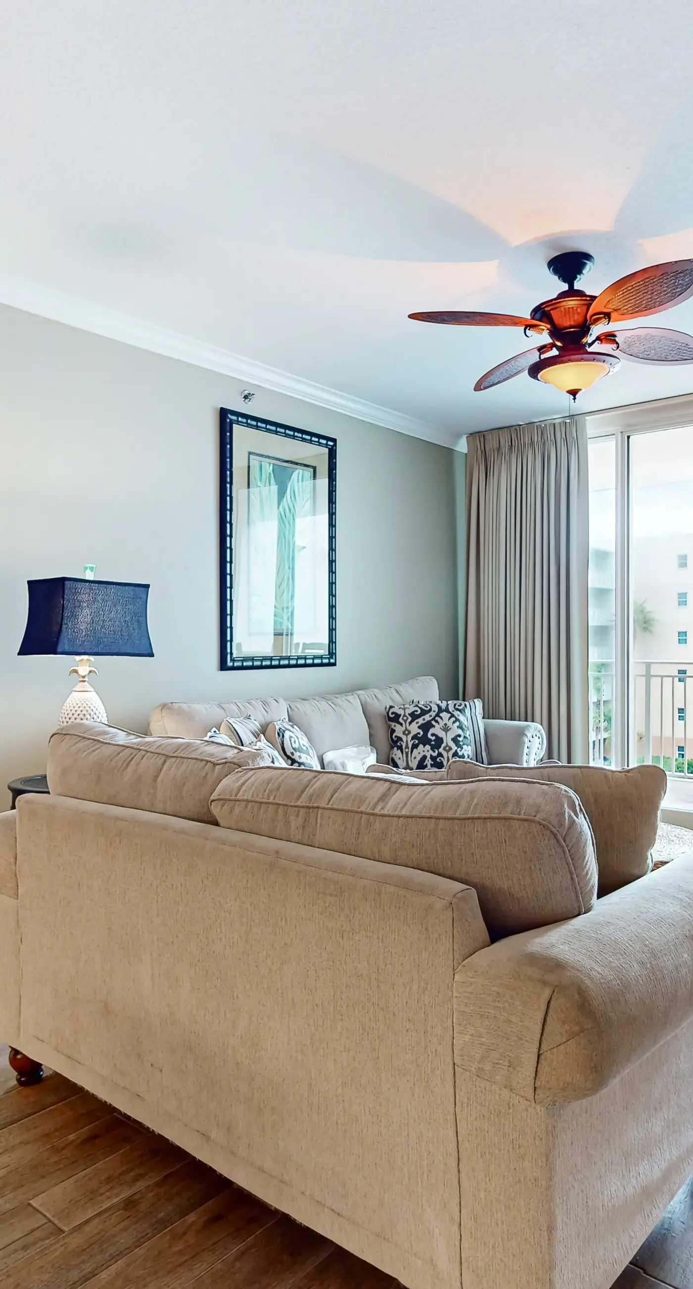 Spacious, Cozy Condo On Okaloosa Island 490 Feet Of Private Beach