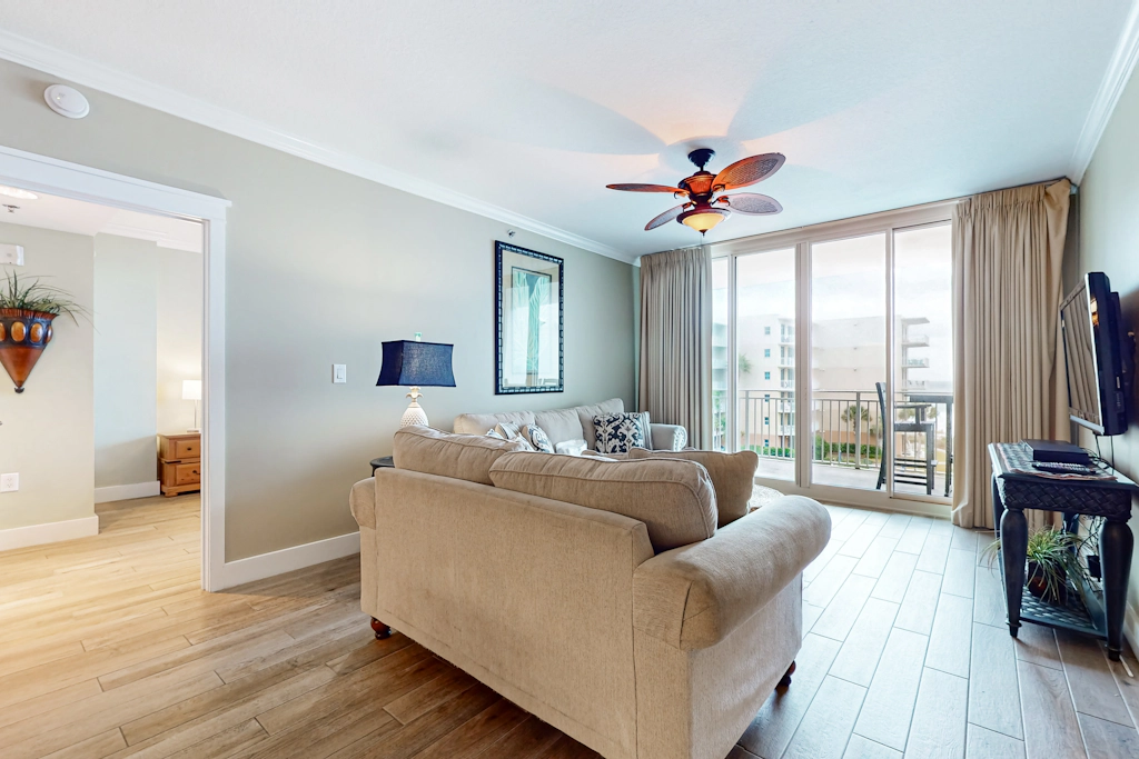 Spacious, Cozy Condo On Okaloosa Island 490 Feet Of Private Beach