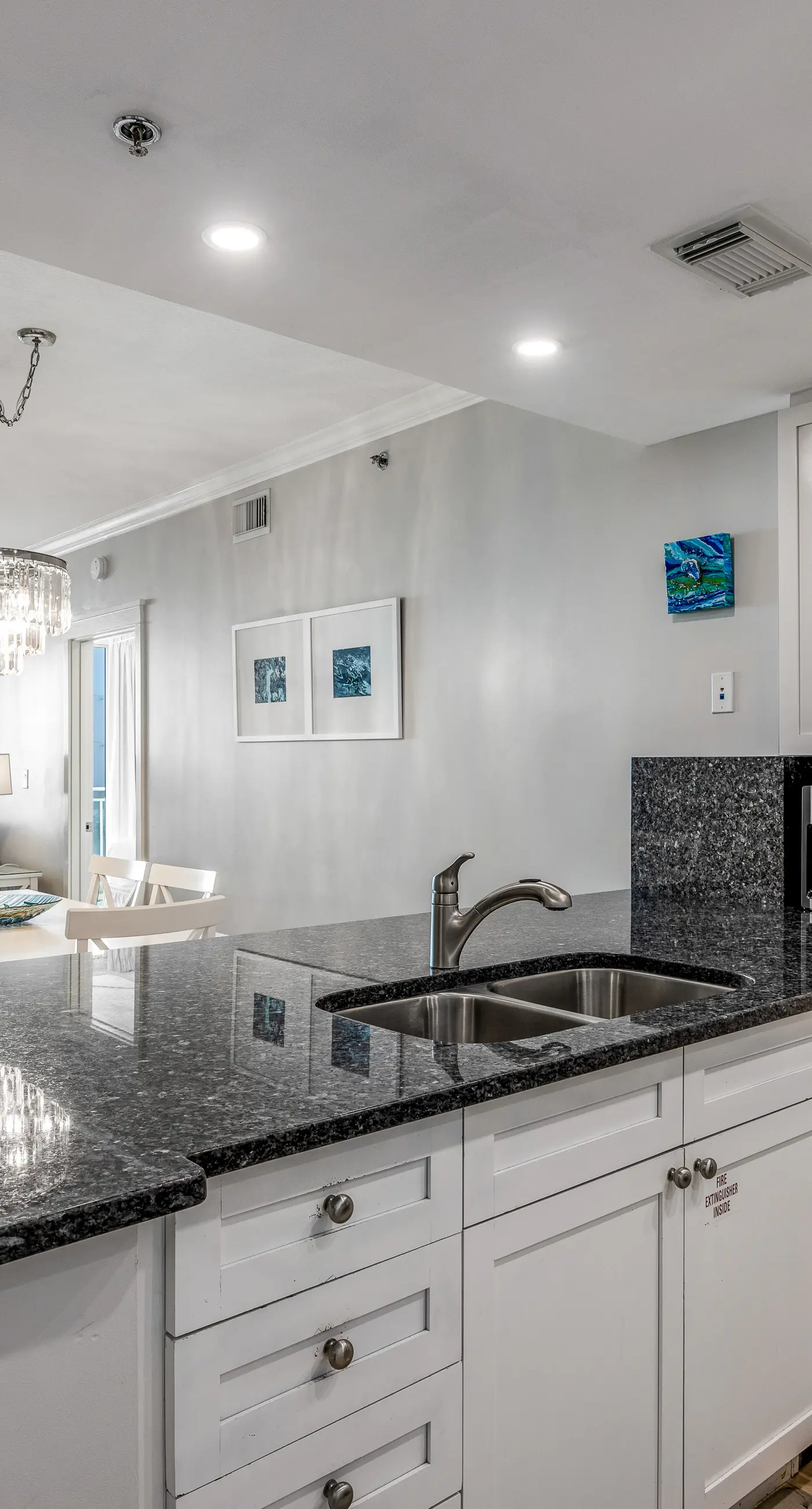 Elegant oceanfront condo with Gulf views, central AC, and shared pool & hot tub