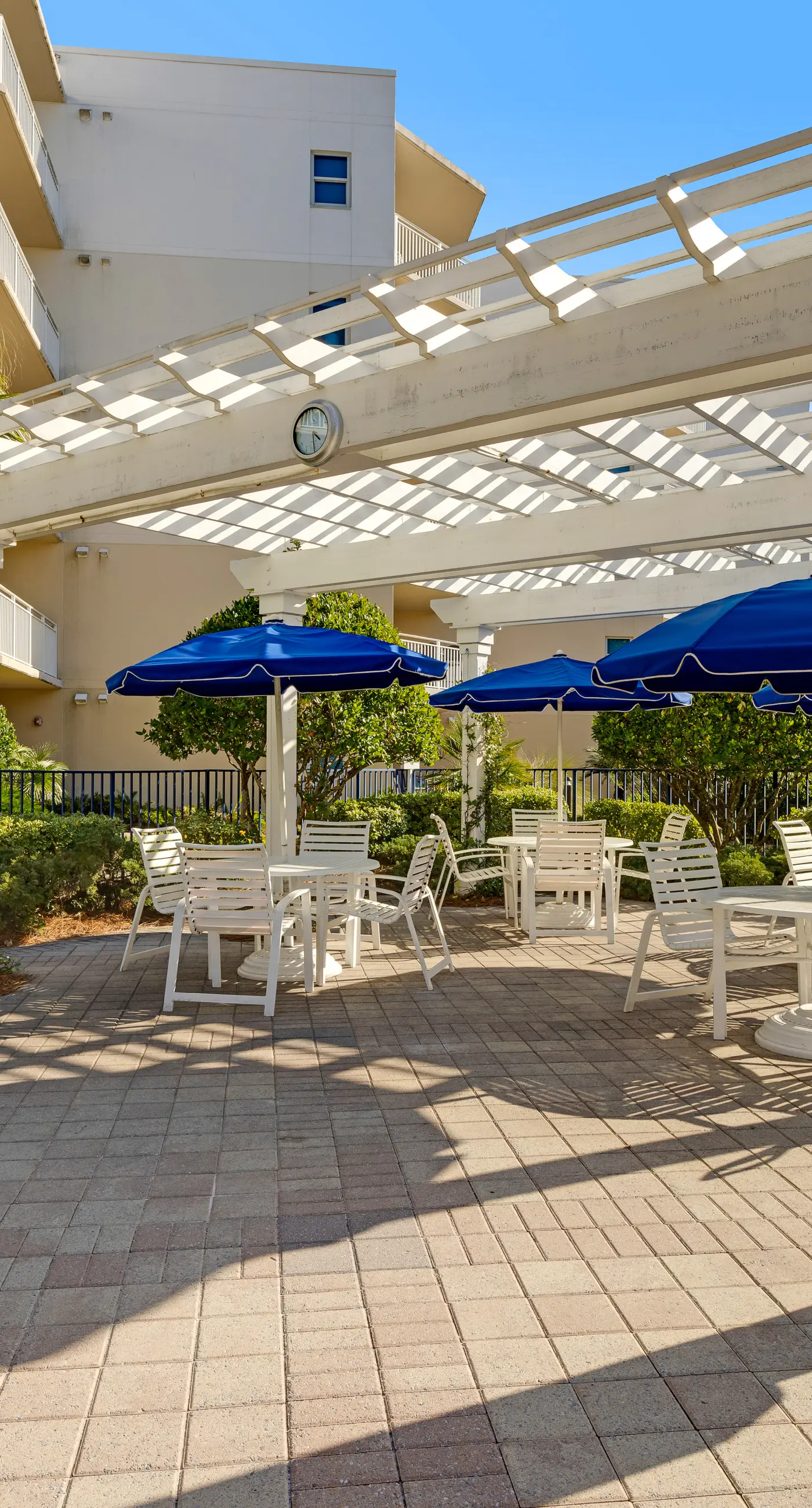 Elegant oceanfront condo with Gulf views, central AC, and shared pool & hot tub